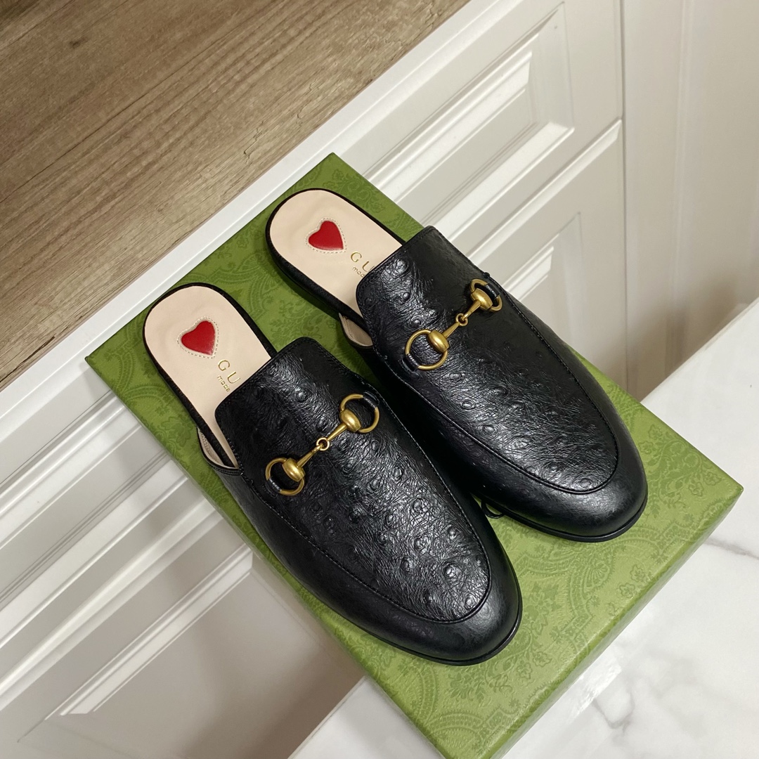 G*u*i loafers