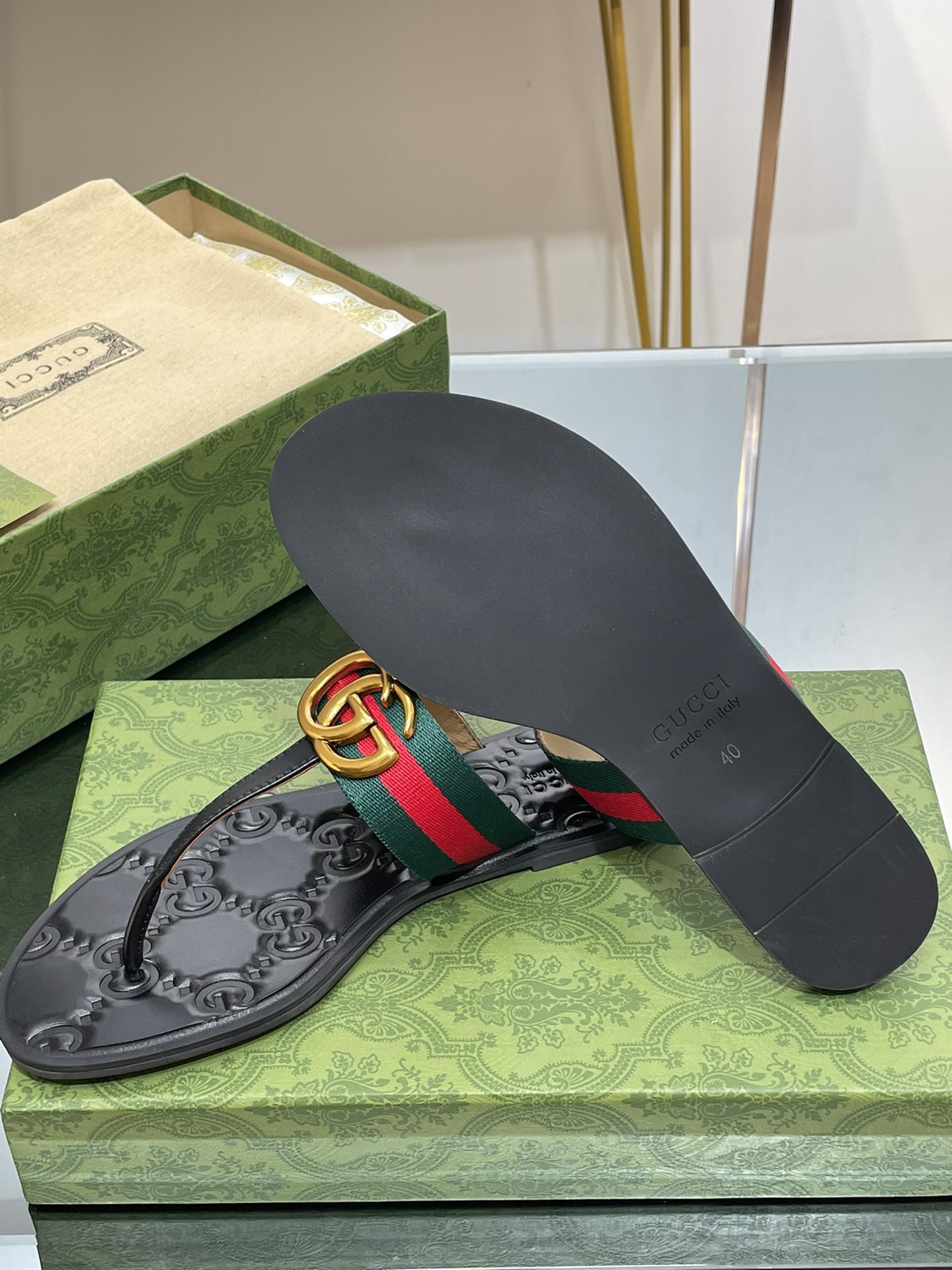 G*u*i slides(size35-43)
