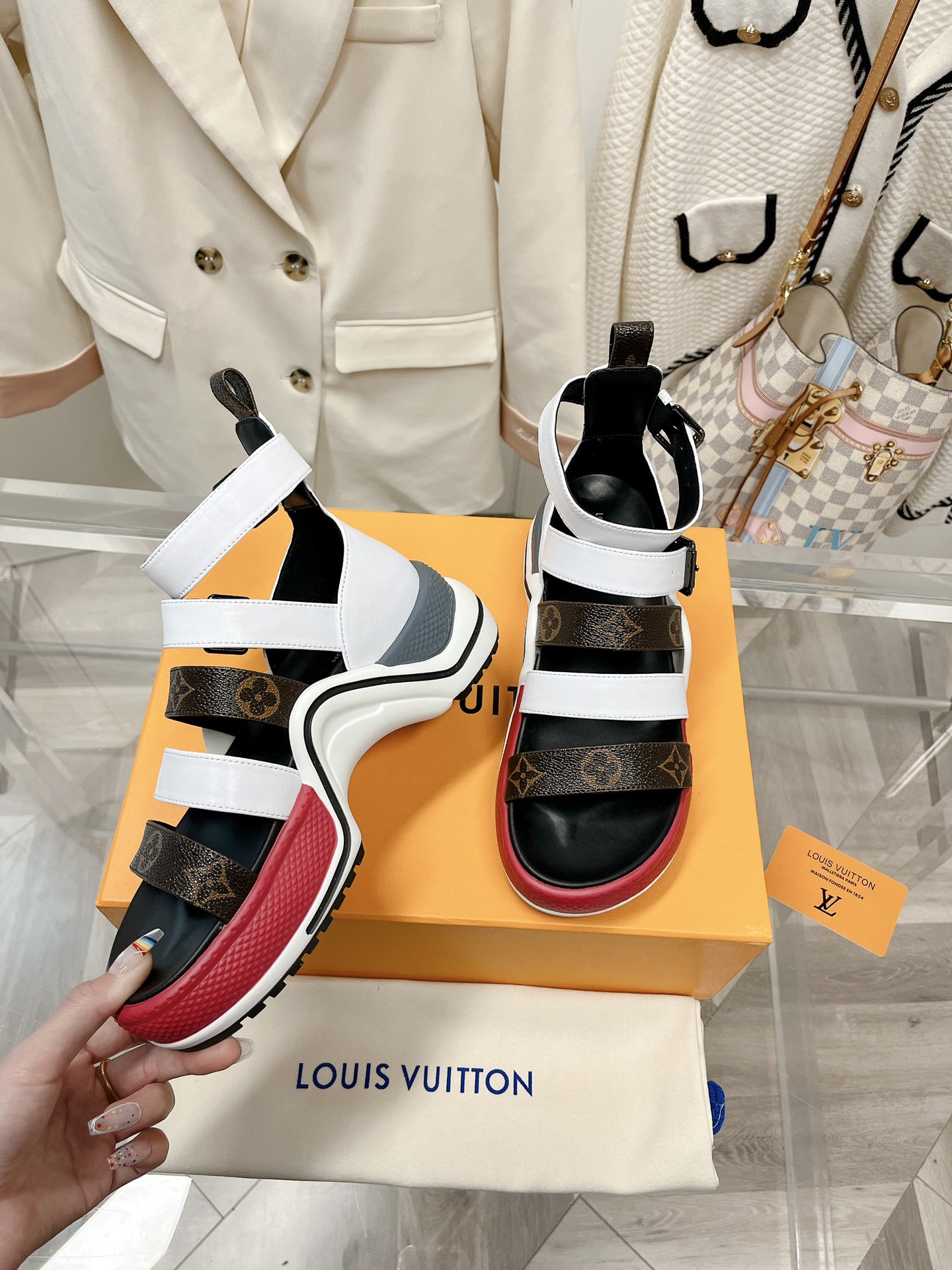 l0*is V*t0n archlight heels(eu35-41)