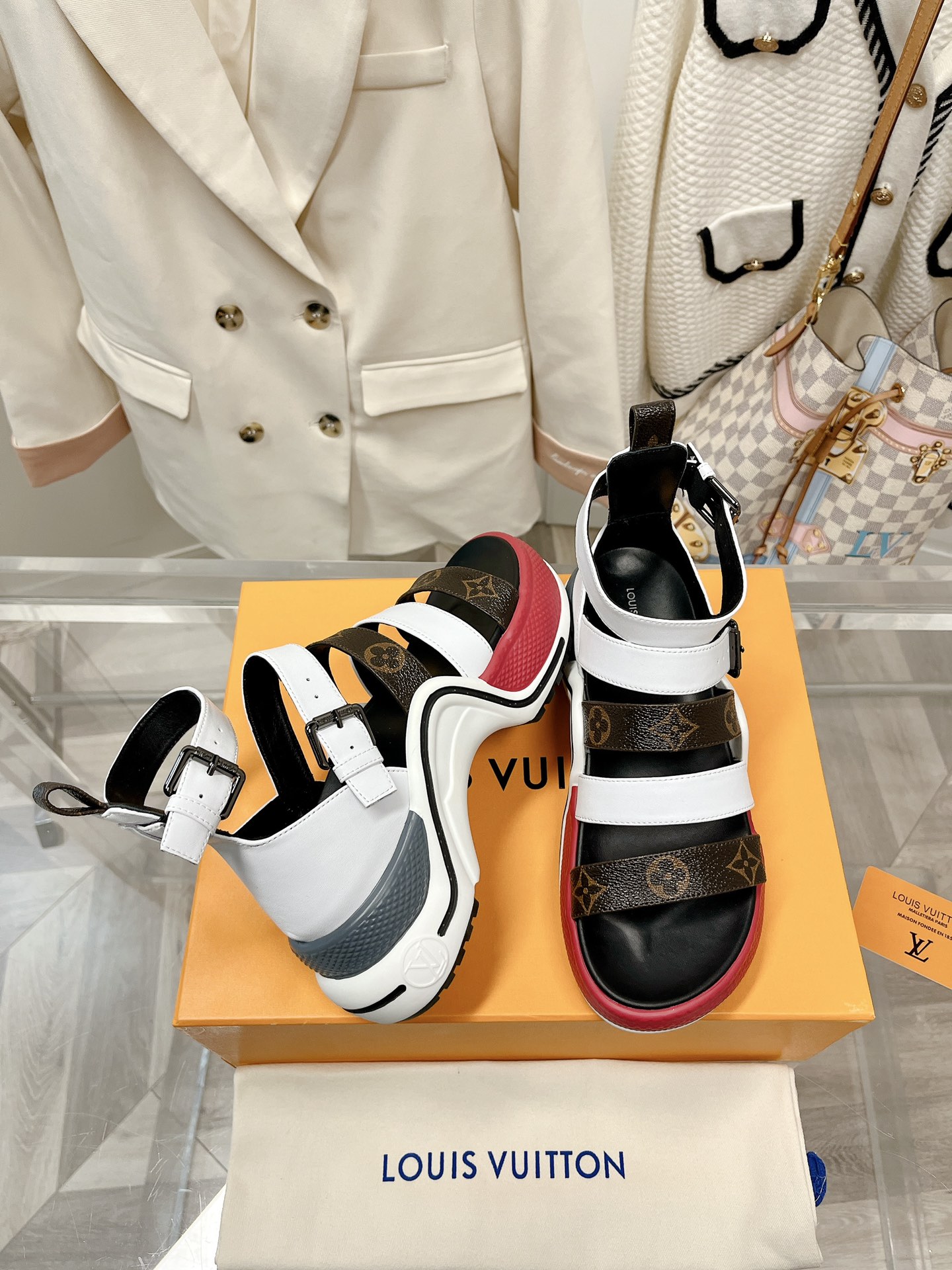 l0*is V*t0n archlight heels(eu35-41)
