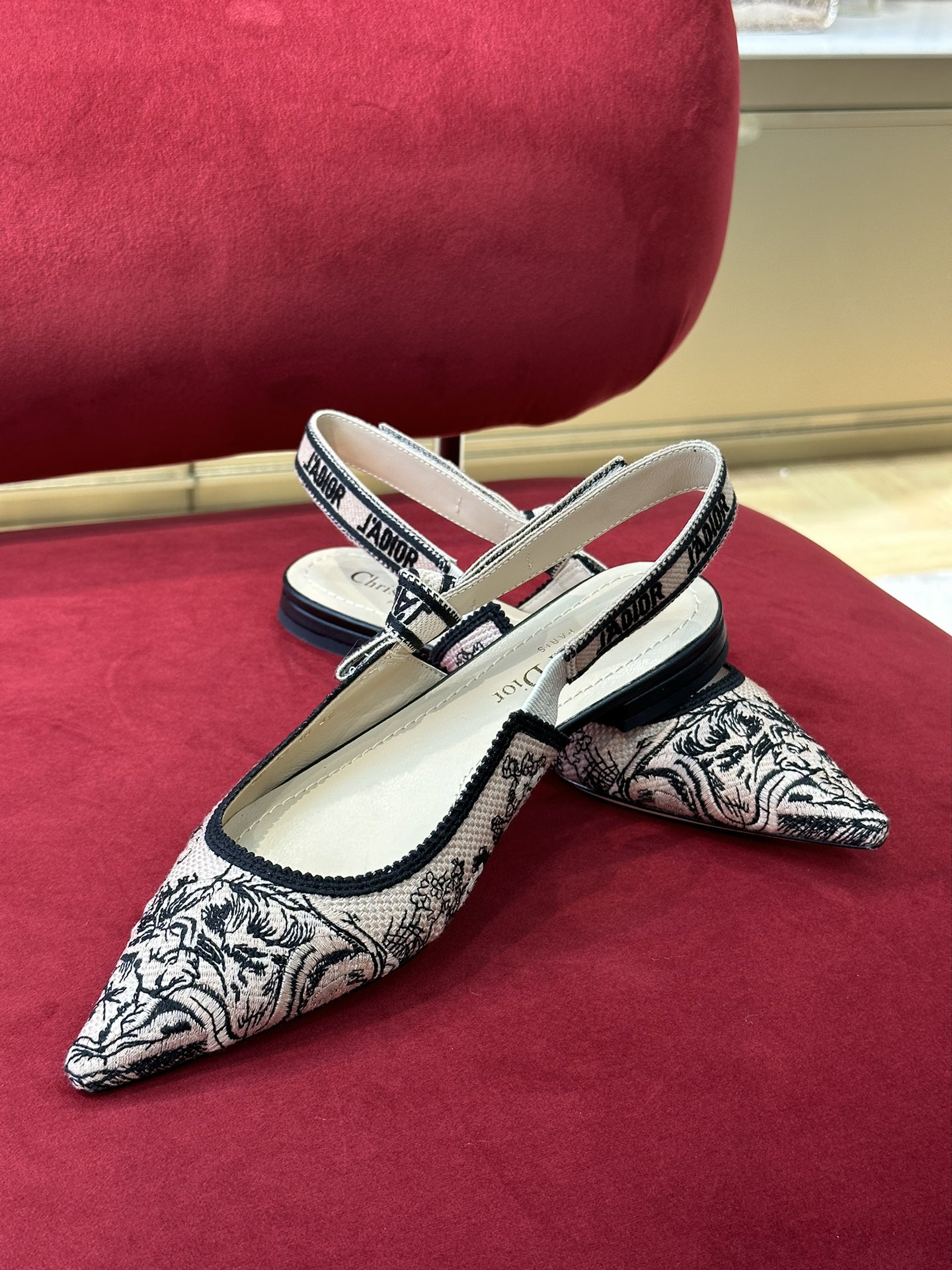D*or slingback
