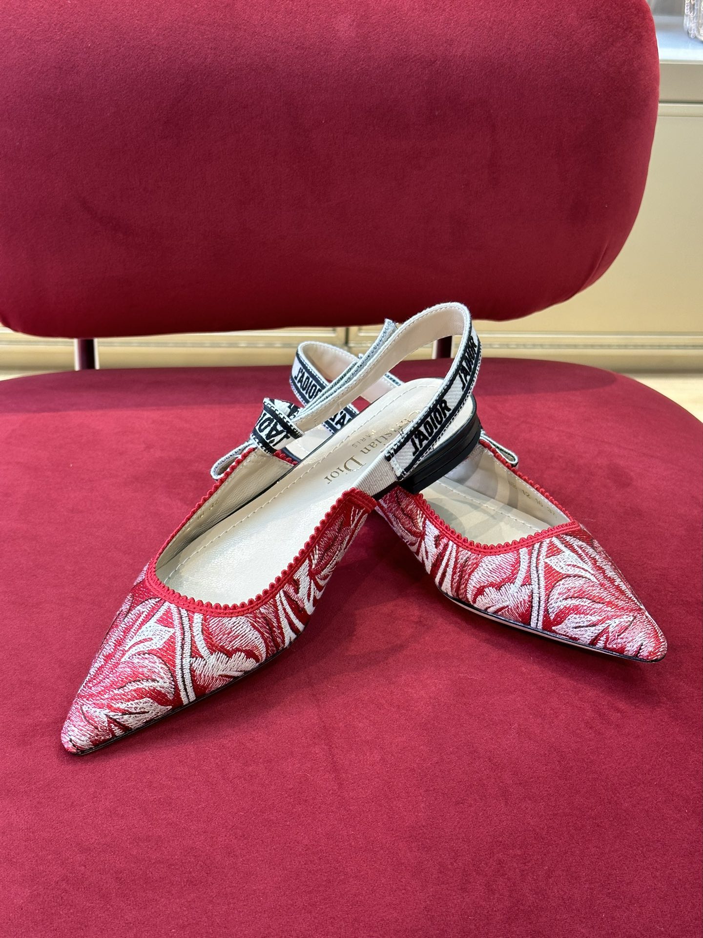 D*or slingback