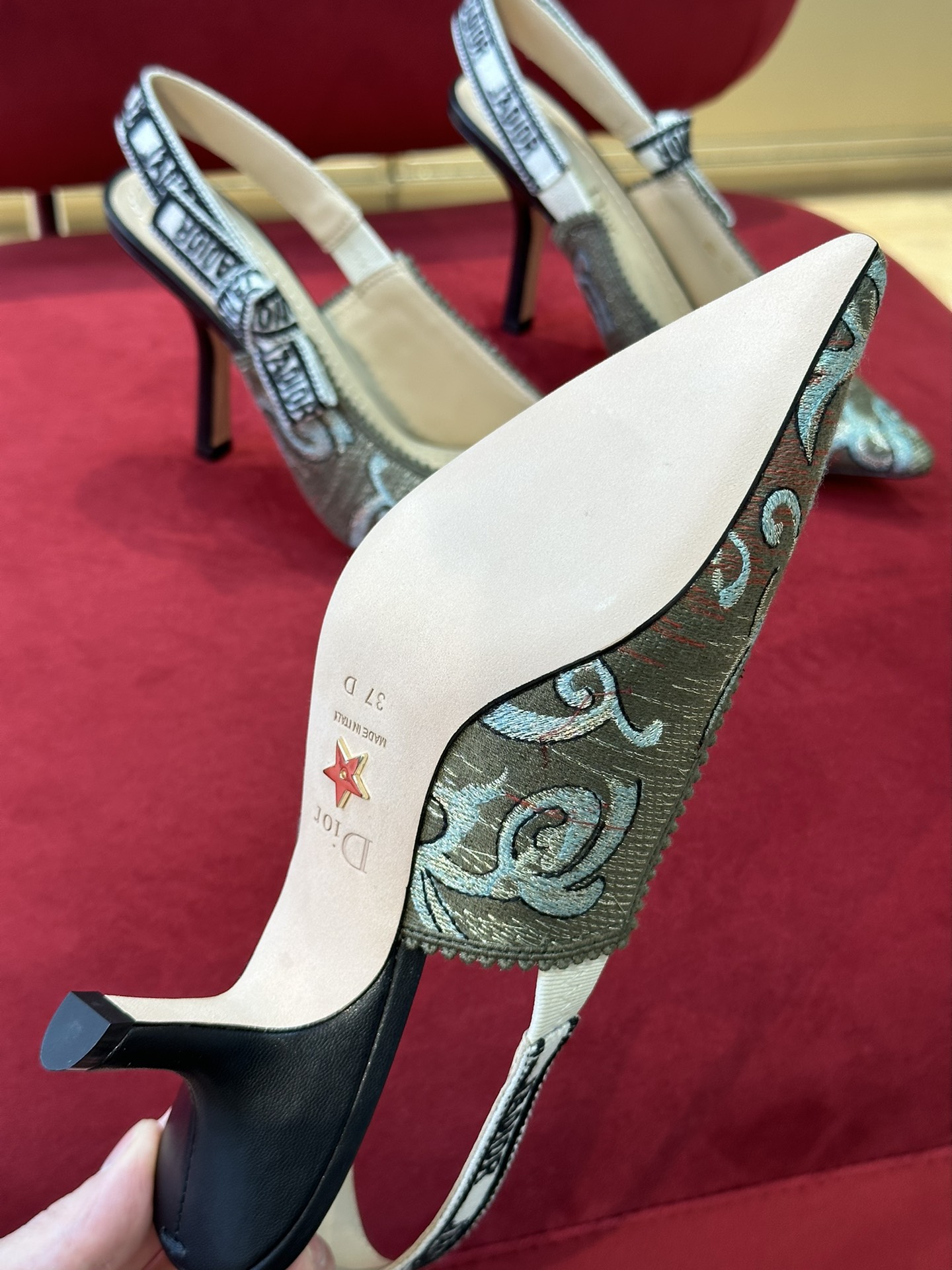 D*or slingback
