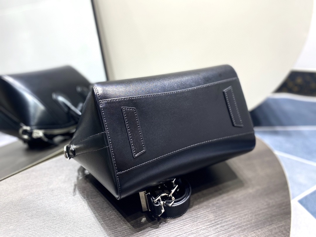 G1uenchy antigona tote-28*17*23cm