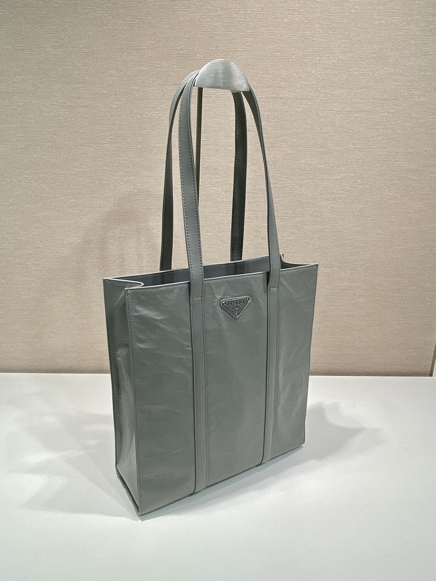 Pra*a 1bg459 tote