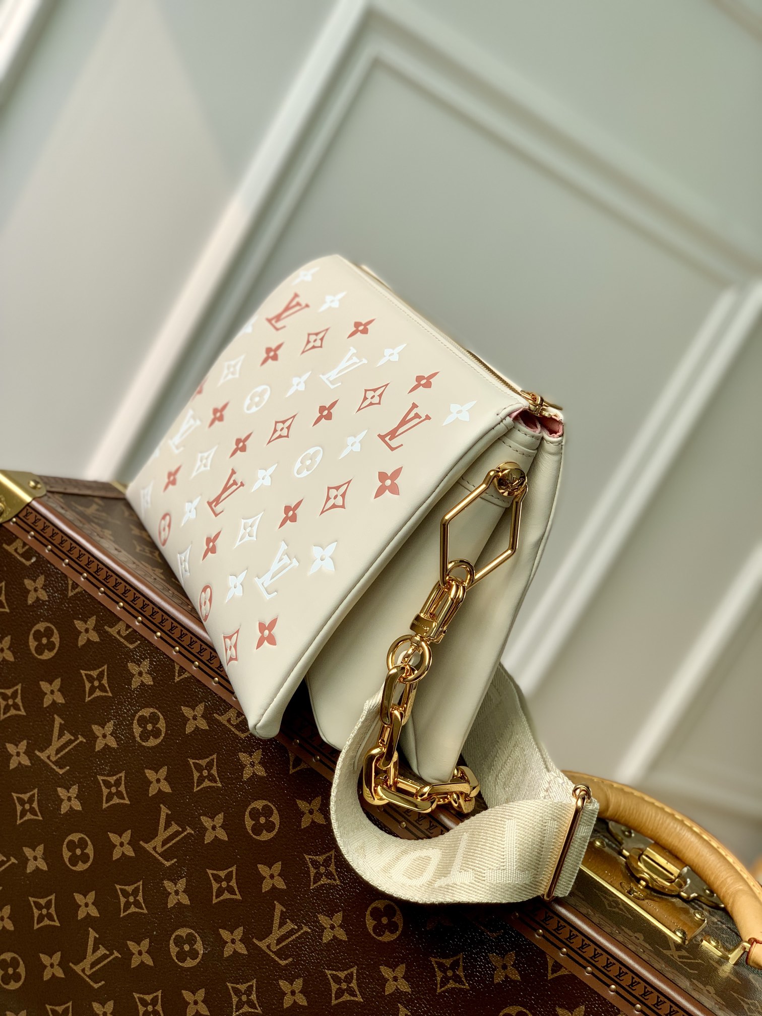 l0*is V*t0n coussin handbags-26*20*12cm