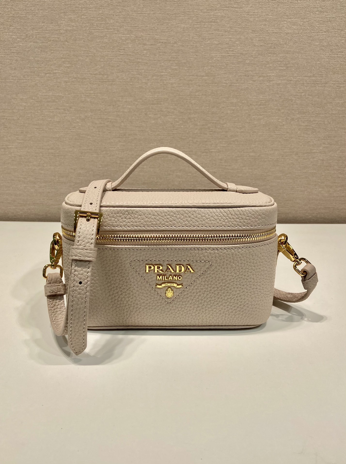 Pra*a 1bh202 cosmetic bag-18*11.5*7.5cm
