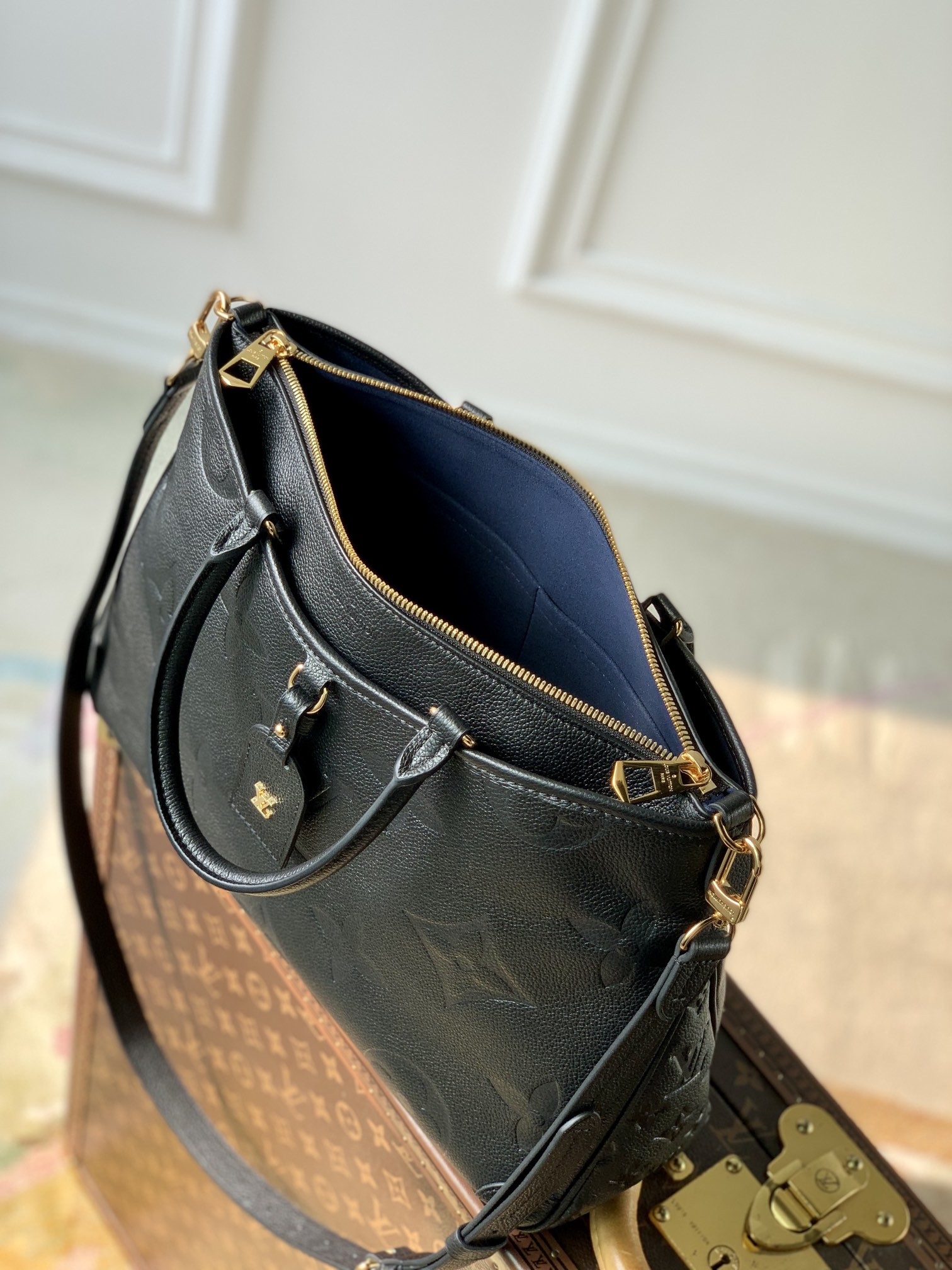 l0*is V*t0n trianon handbags-36*22*9cm