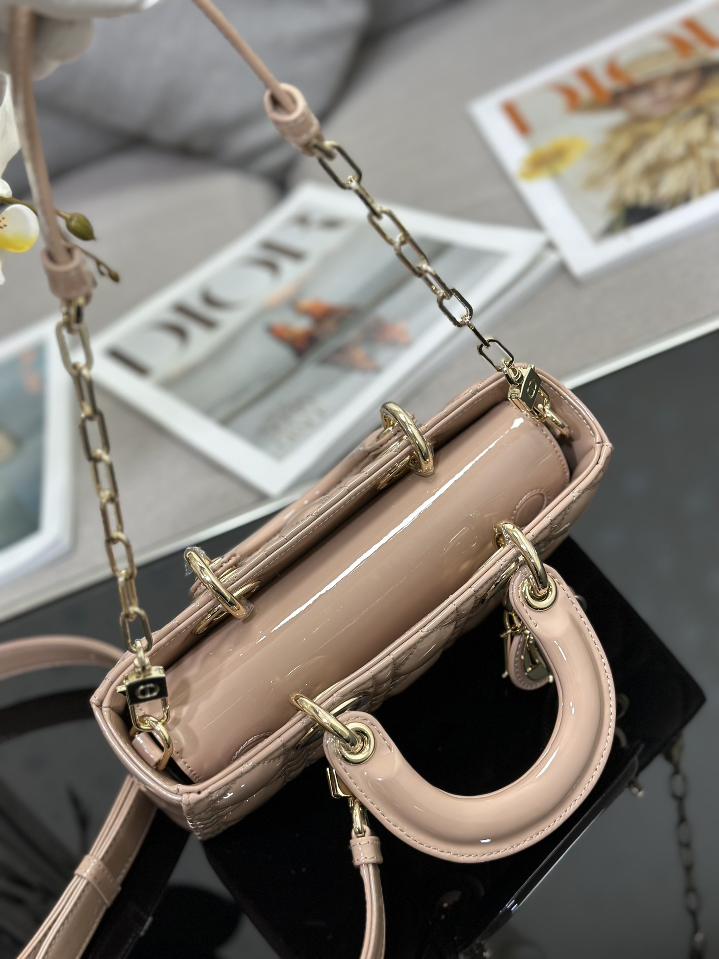 lady D*or handle bag-22*12*6cm