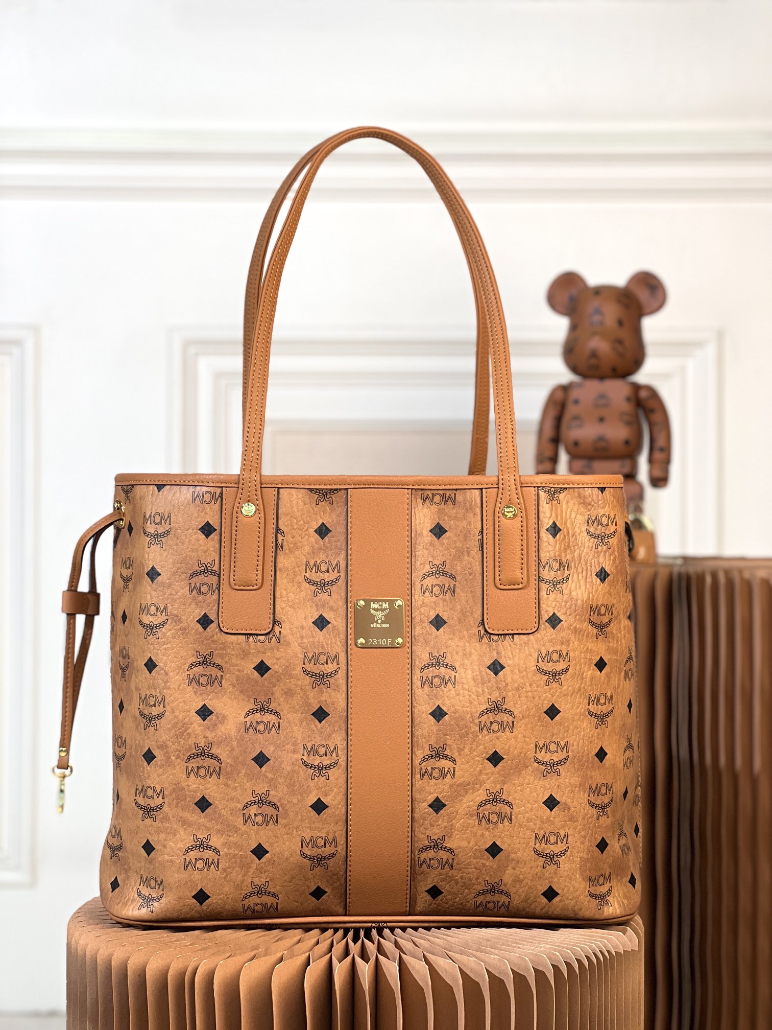 MCM Tracy Bag-17.0 x 36.0 x 28CM