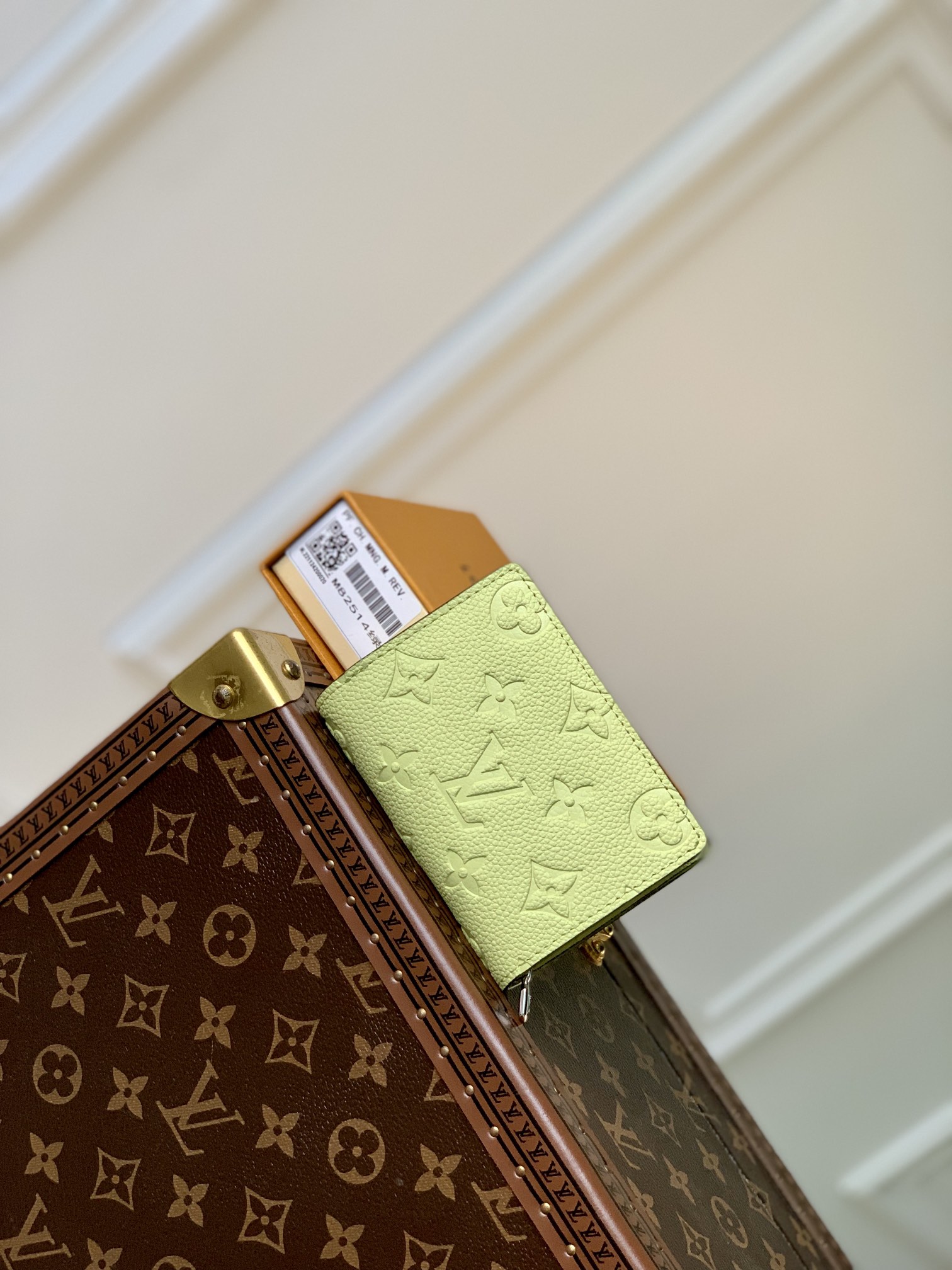 l0*is V*t0n wallet-11×8.5×3.5cm