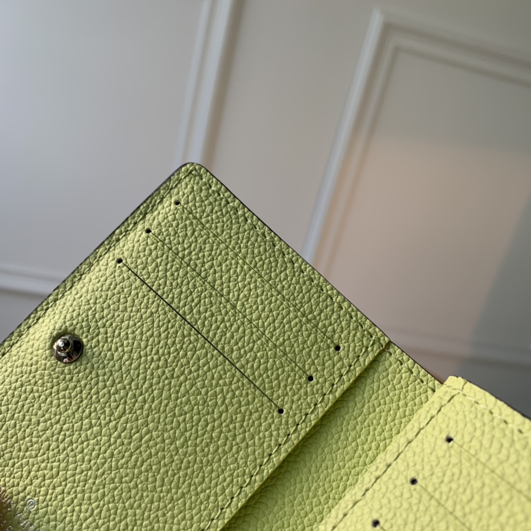 l0*is V*t0n wallet-11×8.5×3.5cm