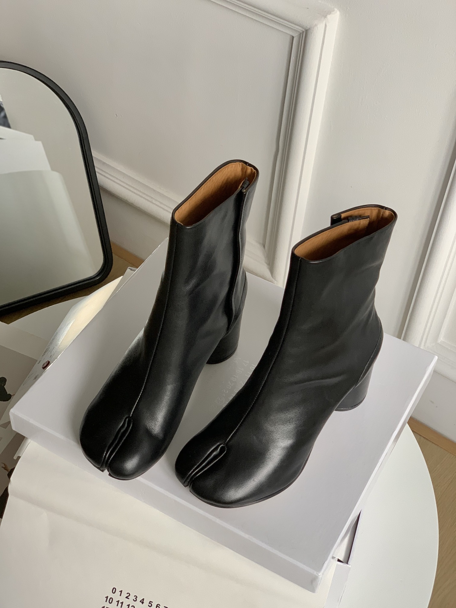 ma1s0n Marg*e1a boots