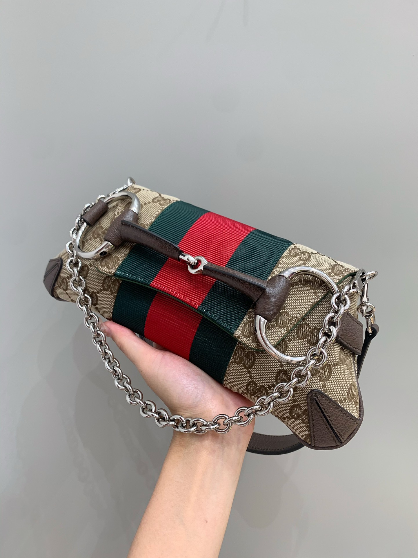 G*u*i horsebit chain 2023-27x11x5cm