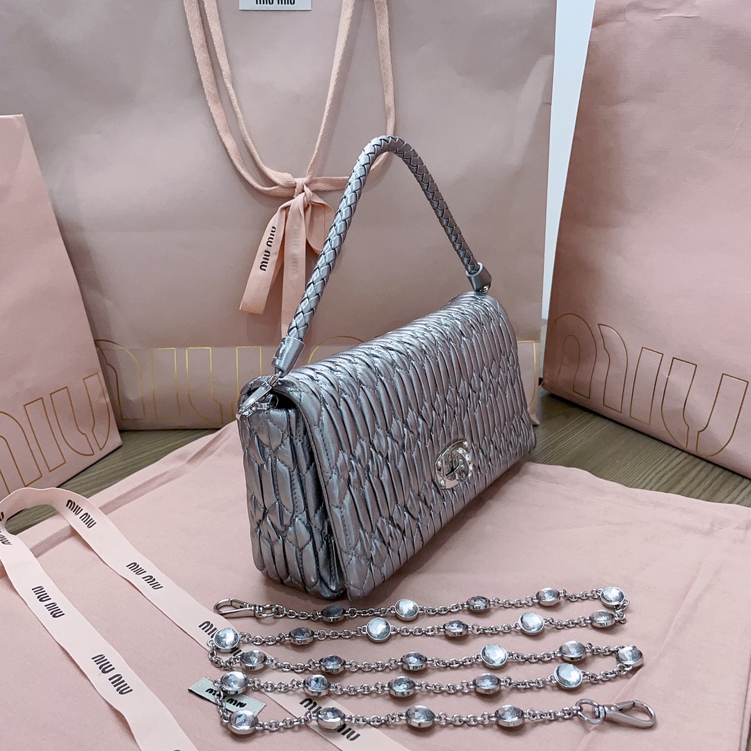 M*um*u chain bag-22.5*4.5*12cm