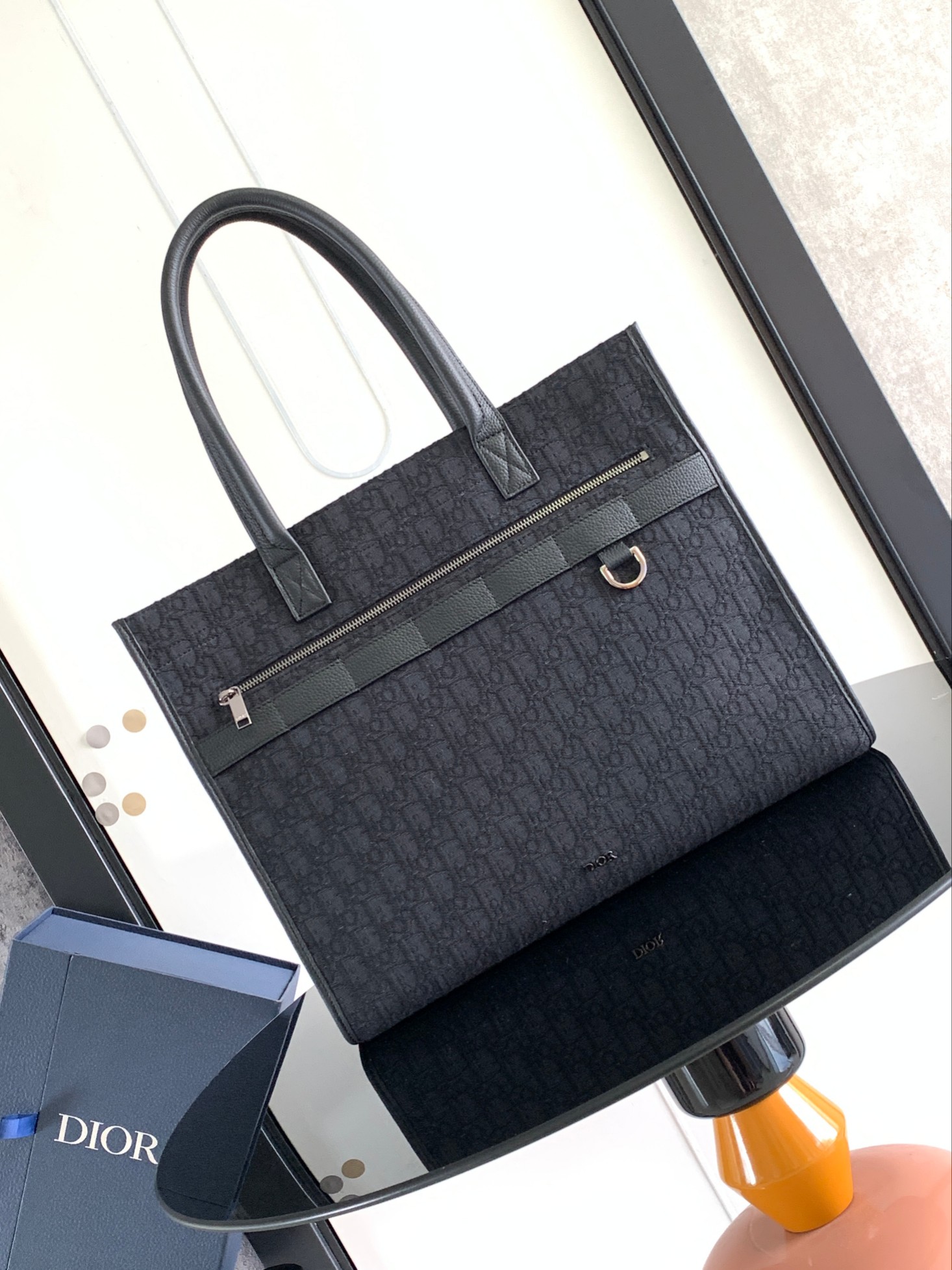 D*or safari tote-39 x 35 x 11cm
