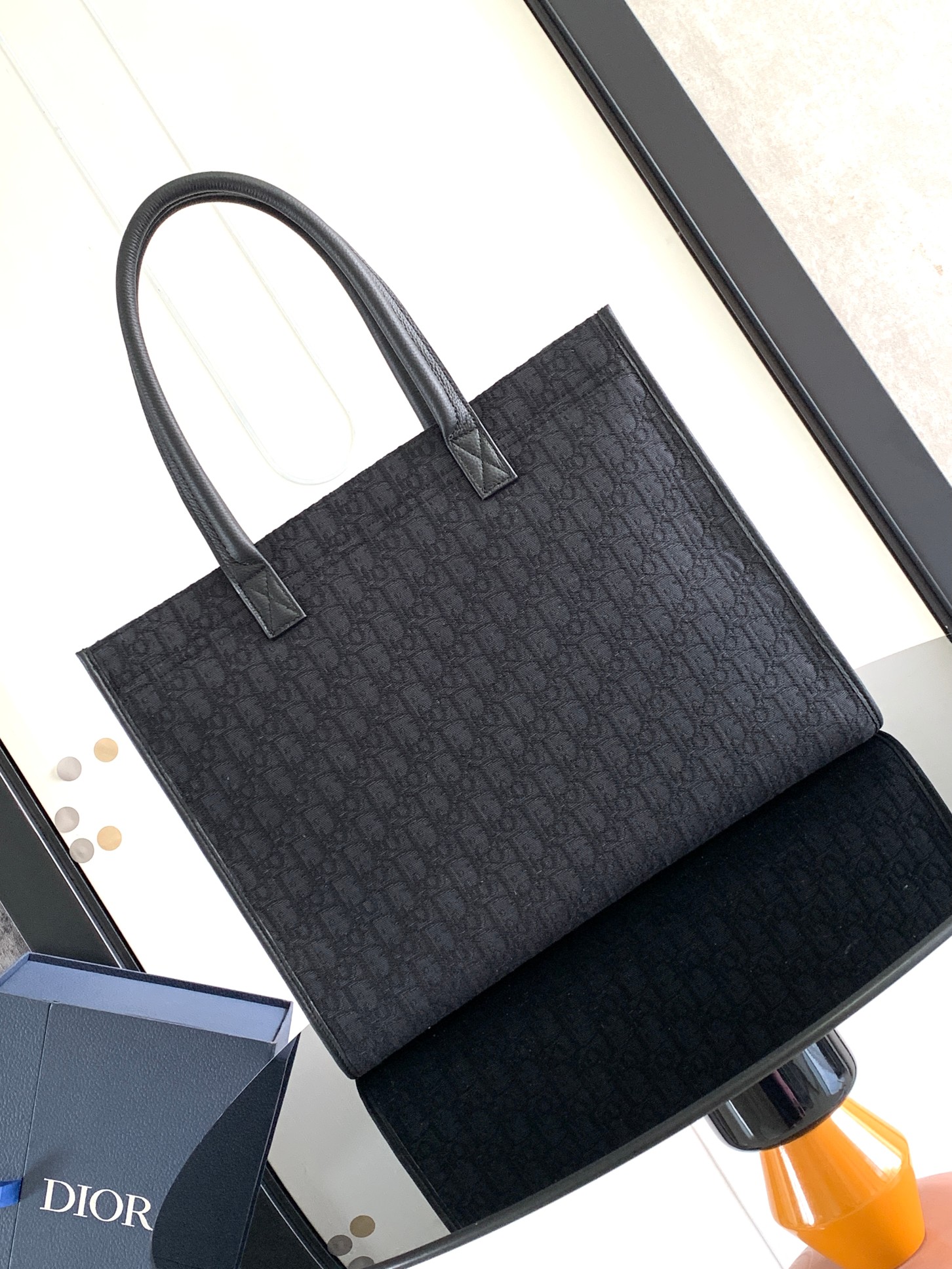 D*or safari tote-39 x 35 x 11cm