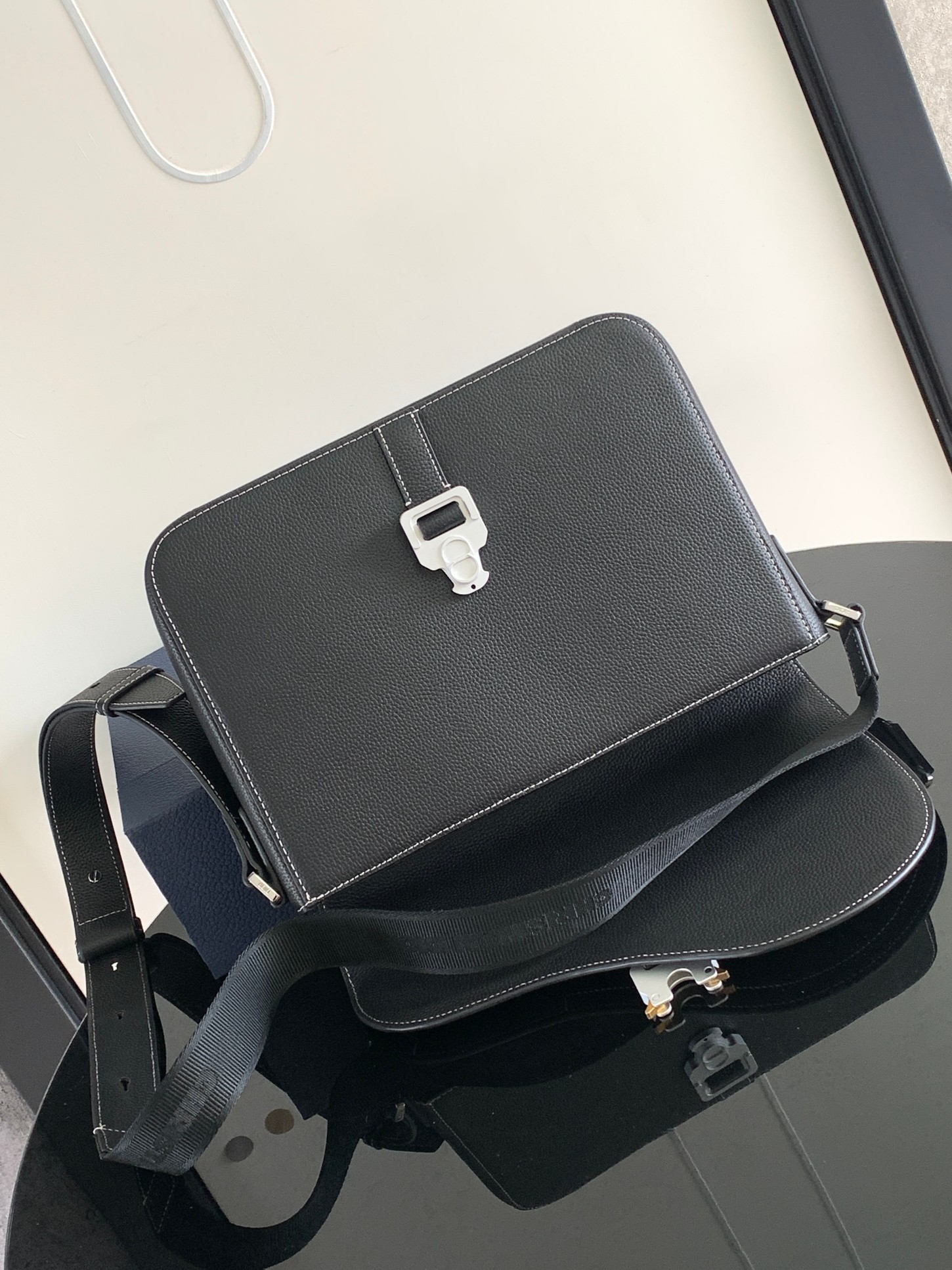 D*or saddle messenger bag-31 x 23 x 8cm