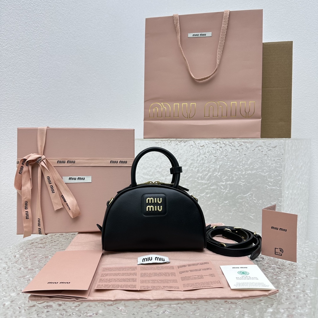 M*um*u ss23 bag-18*11.5*8cm