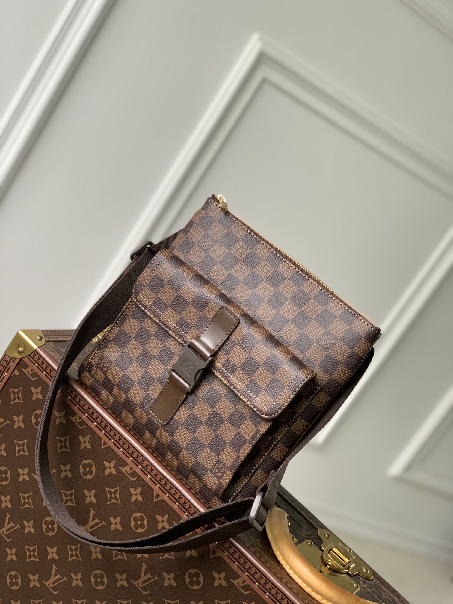 l0*is V*t0n vintage bag-24x24x5cm