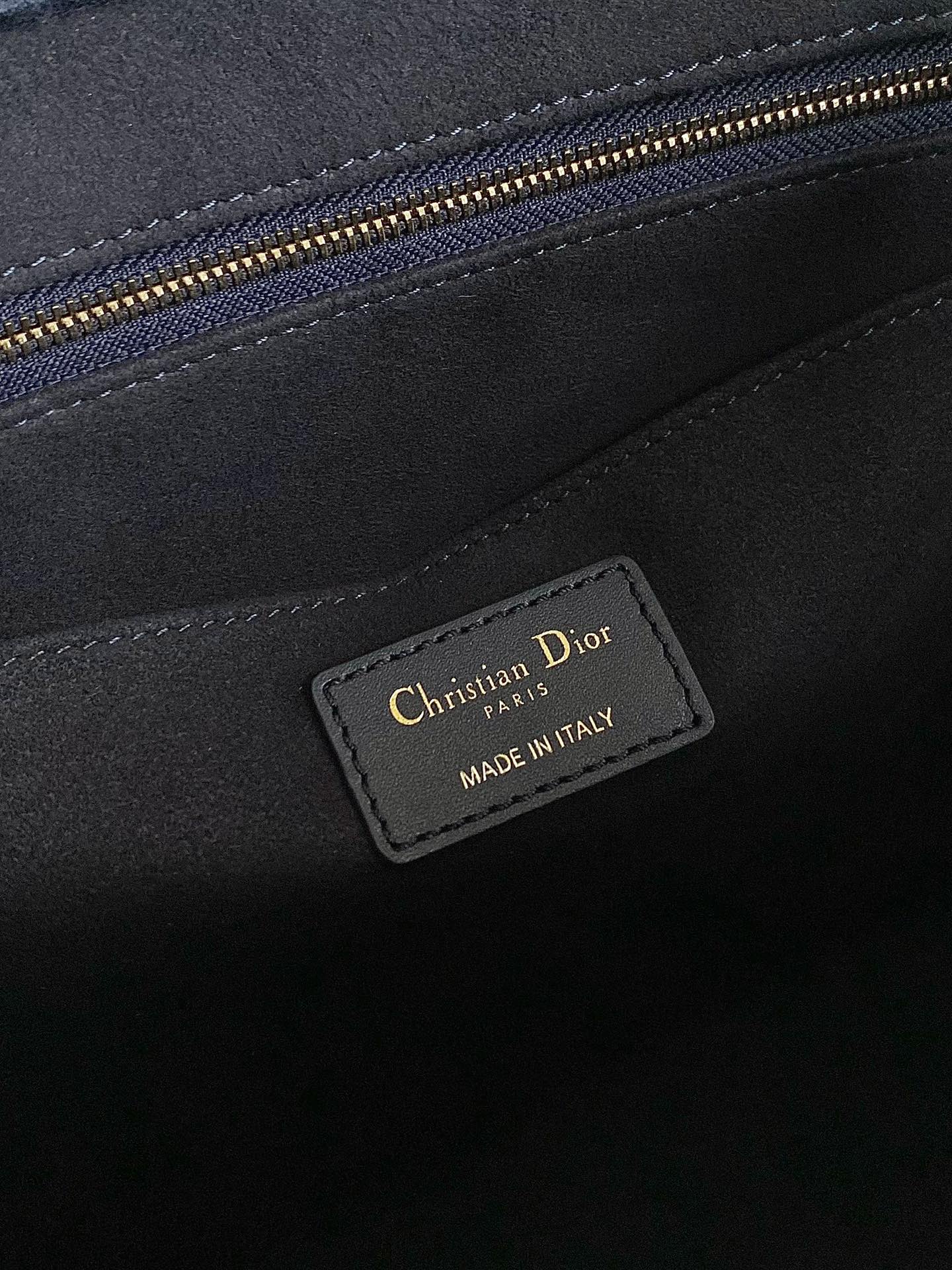 D*or small book tote-36.5cm