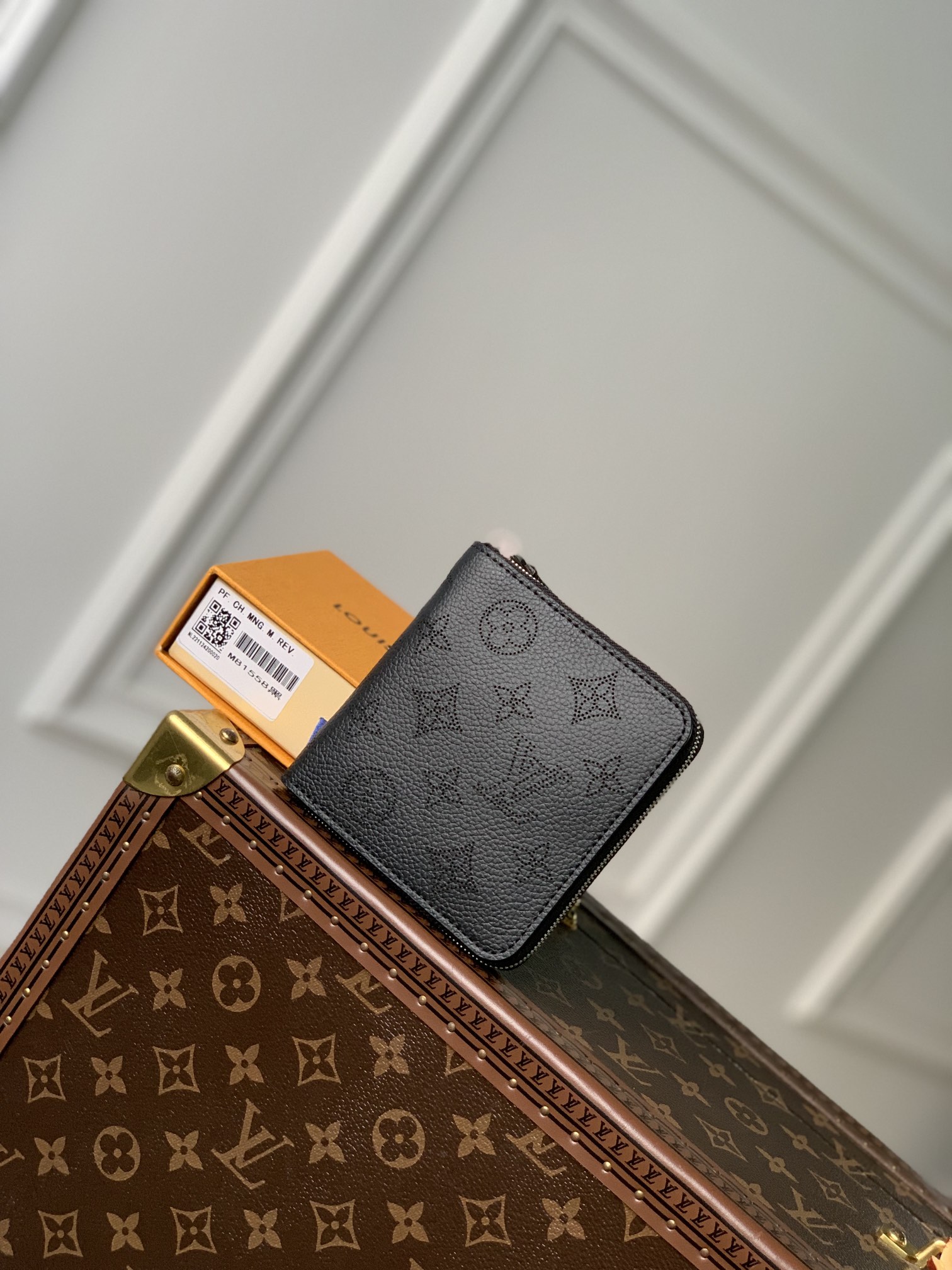 l0*is V*t0n wallet-m81558-11.5 x 10.5 x 2cm