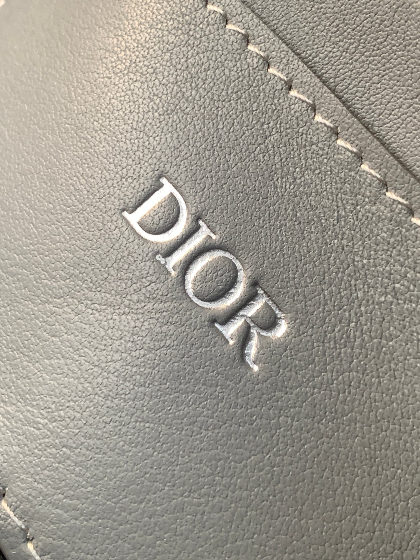 D*or pouch-24 x 15.5 x 5.5cm
