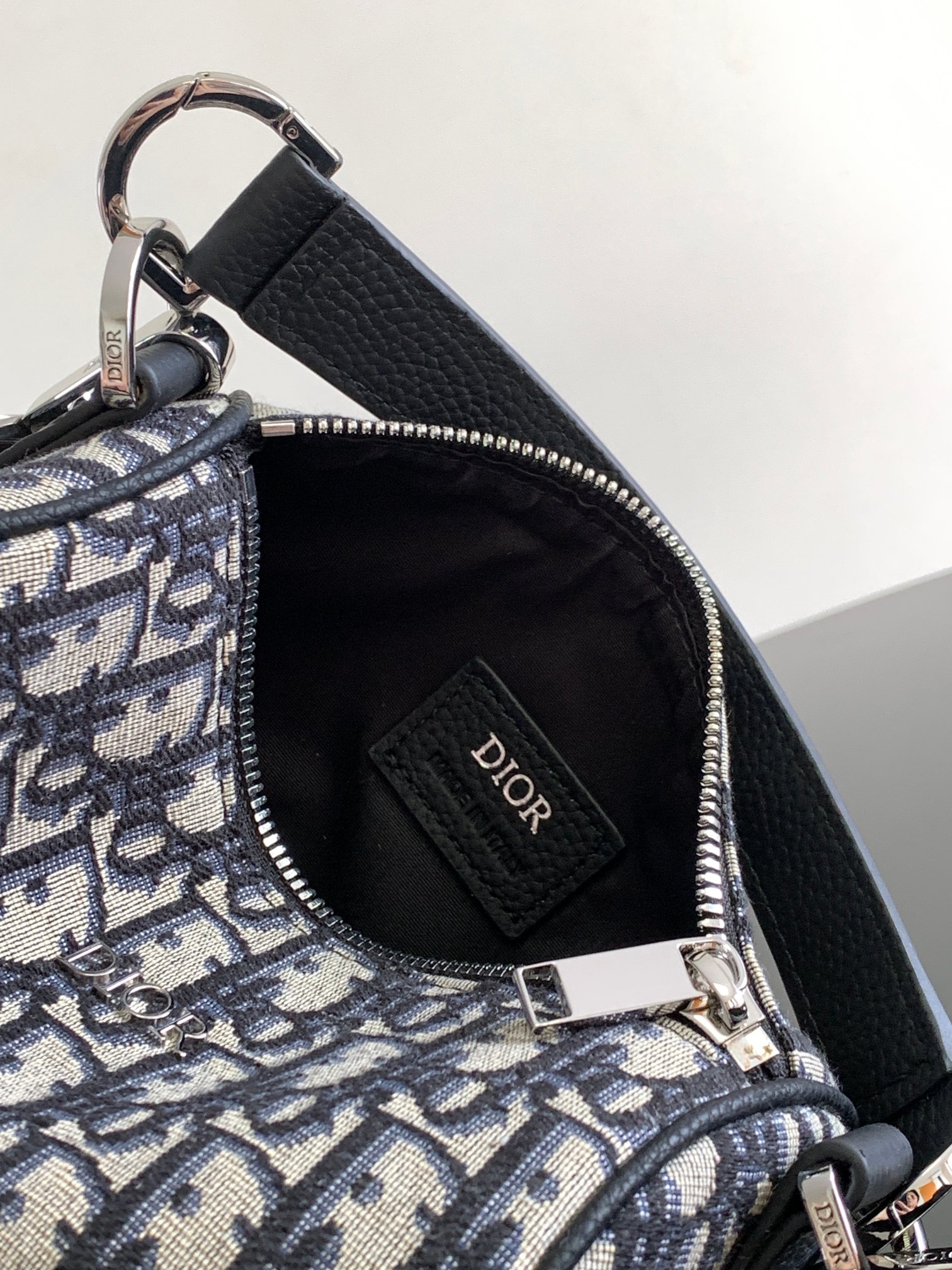 D*or oblique roller barrel crossbody bag-17*11.5*11.5cm