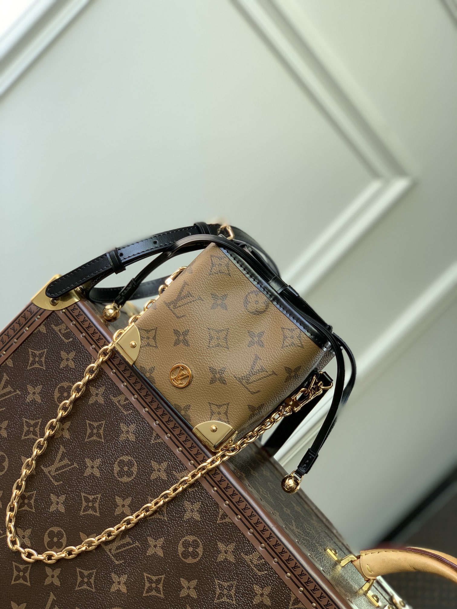l0*is V*t0n online only bag-11.5 x 11.5 x 11.5cm
