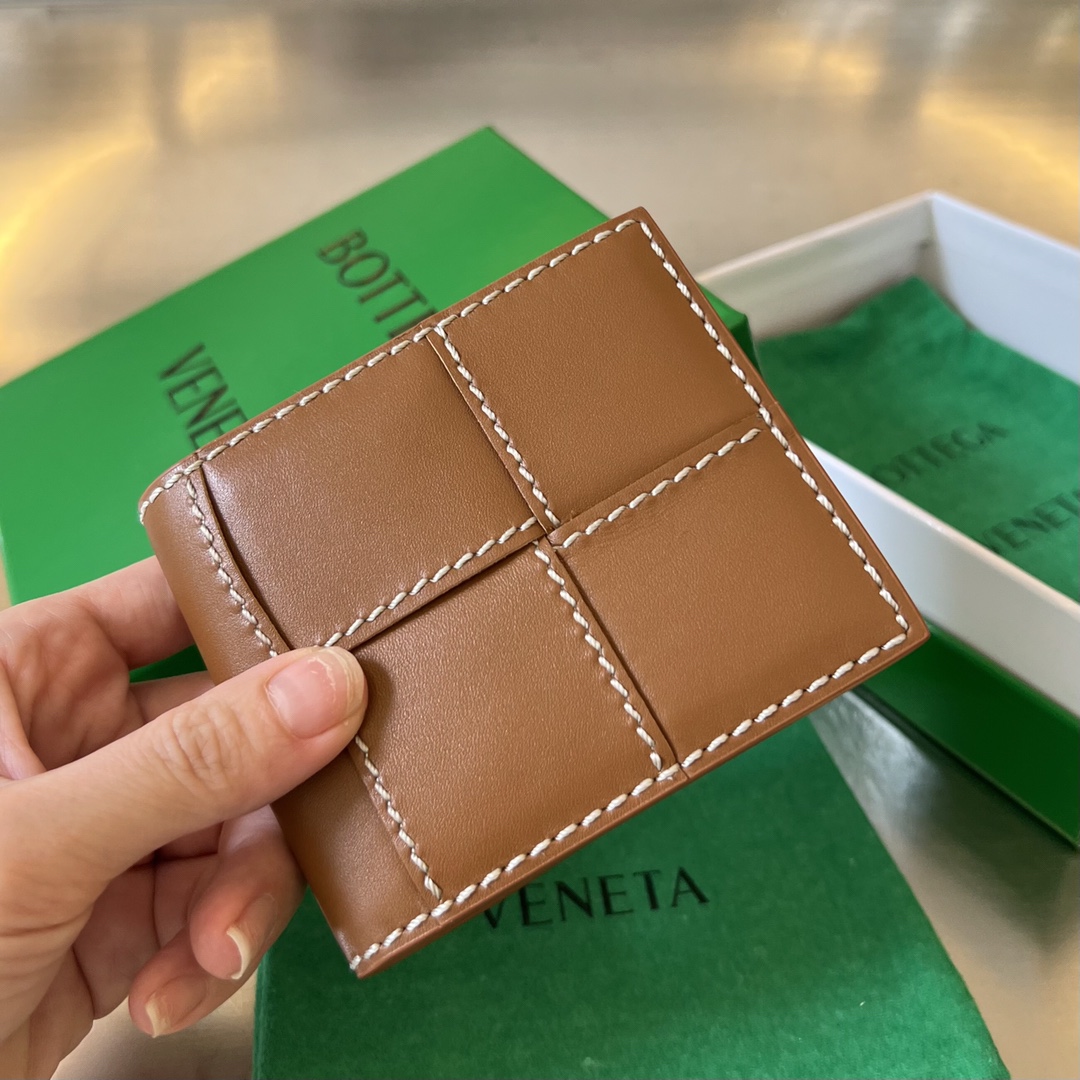 b0tte*a Ven*ta wallet-10x8.5cm