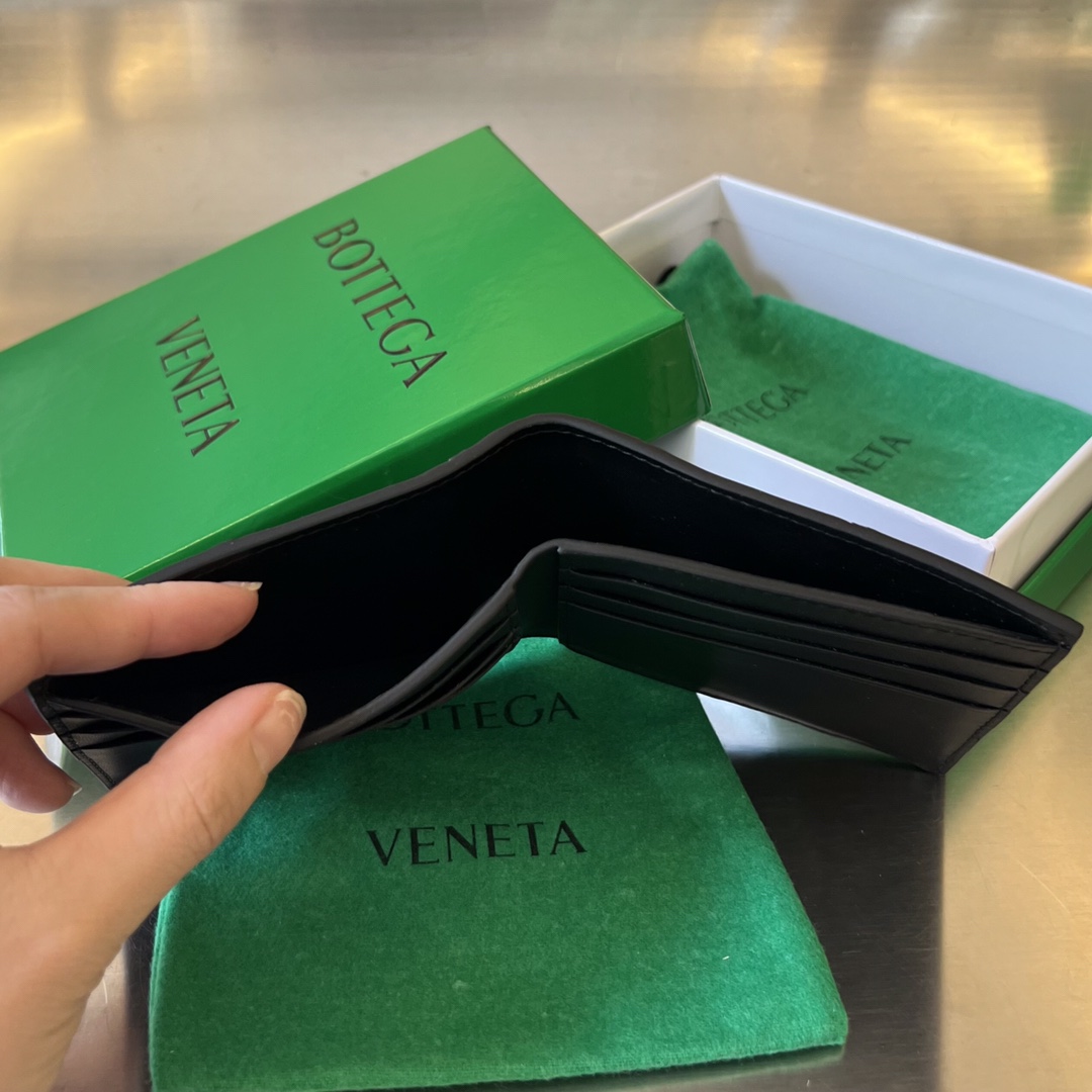 b0tte*a Ven*ta wallet-10x8.5cm