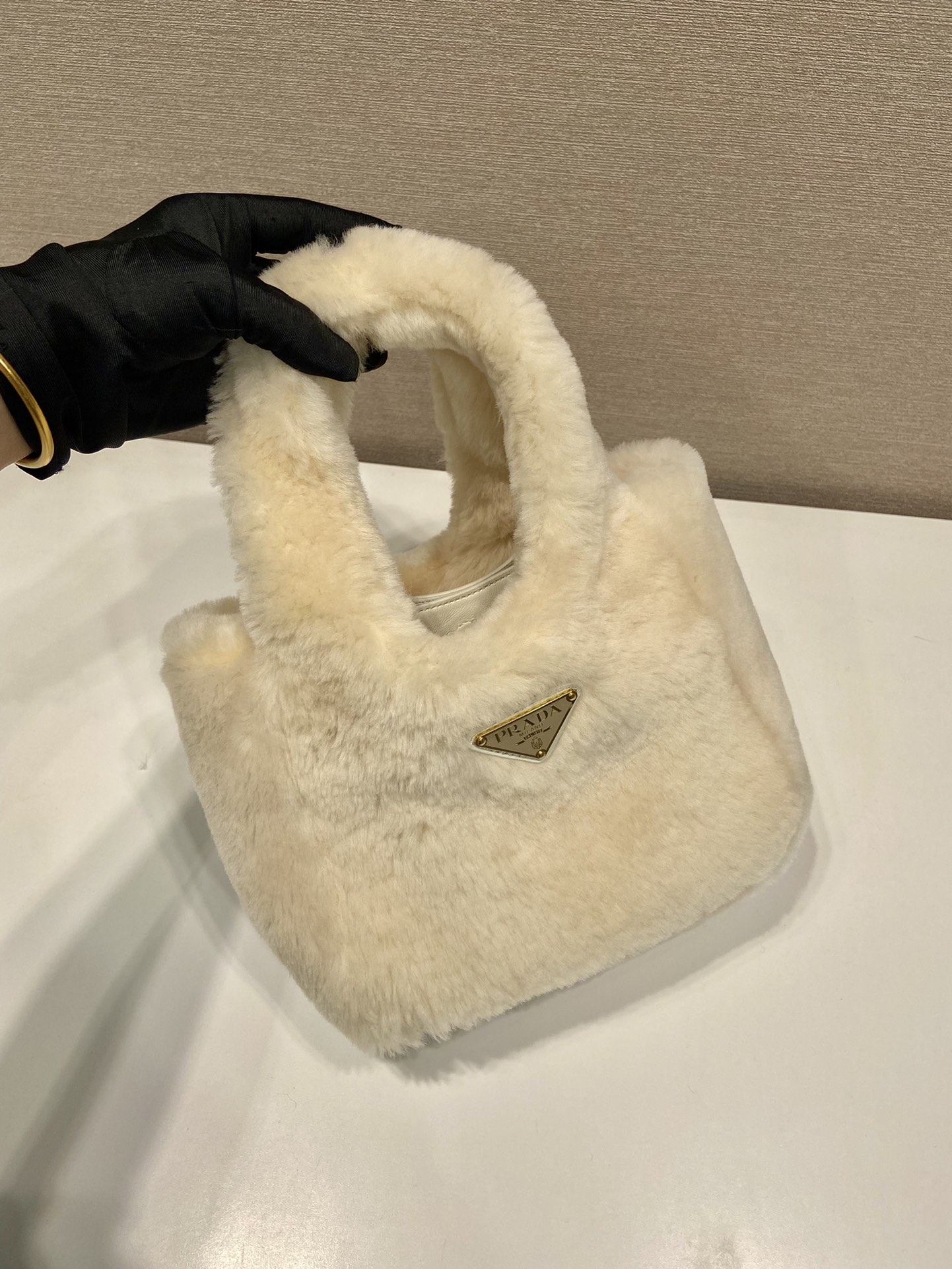 Pra*a woolen bucket 1ba349 bag-18*15.5*10cm