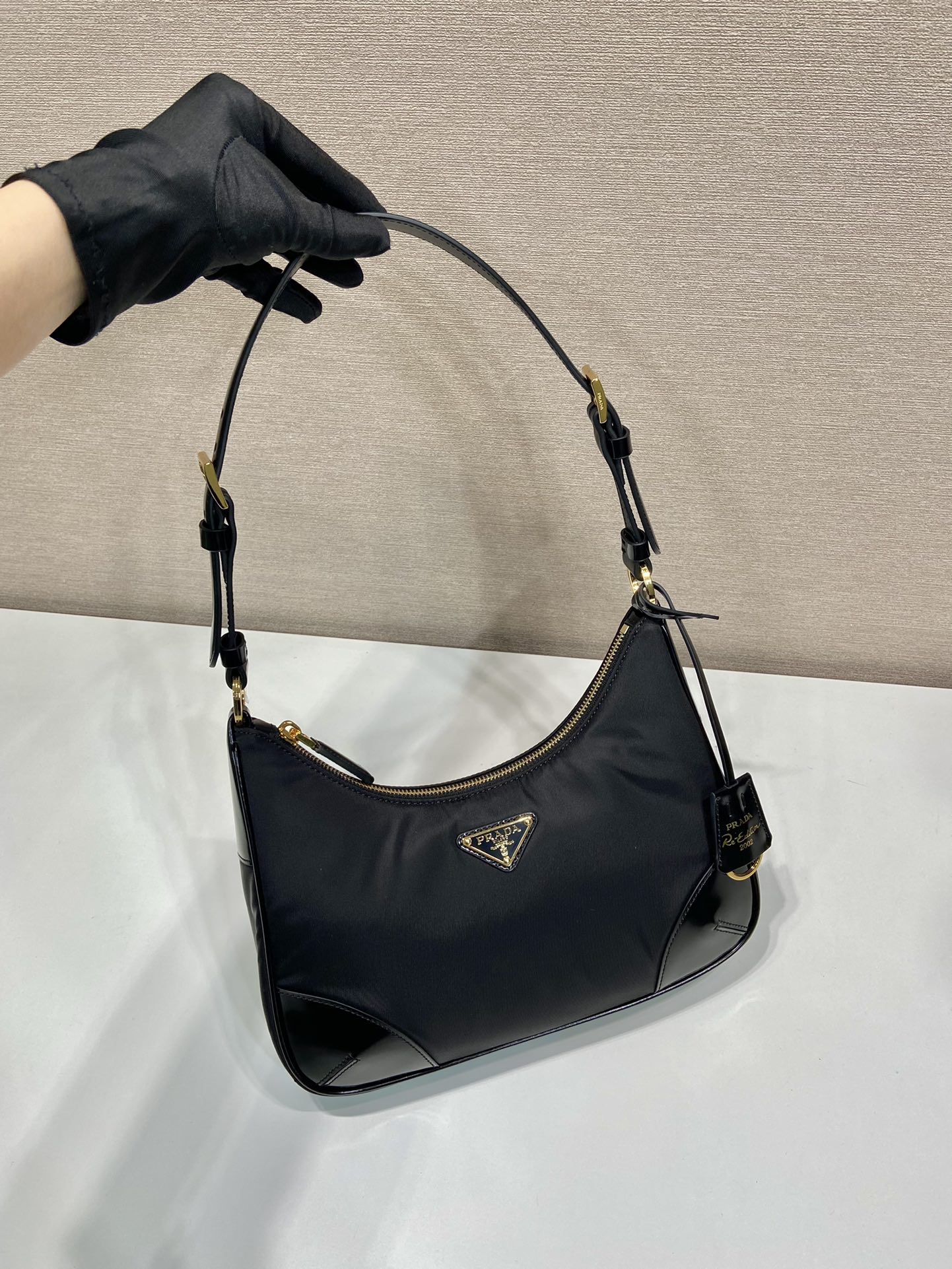 Pra*a nylon&patent 1bh206 bag-27*20*6.5cm