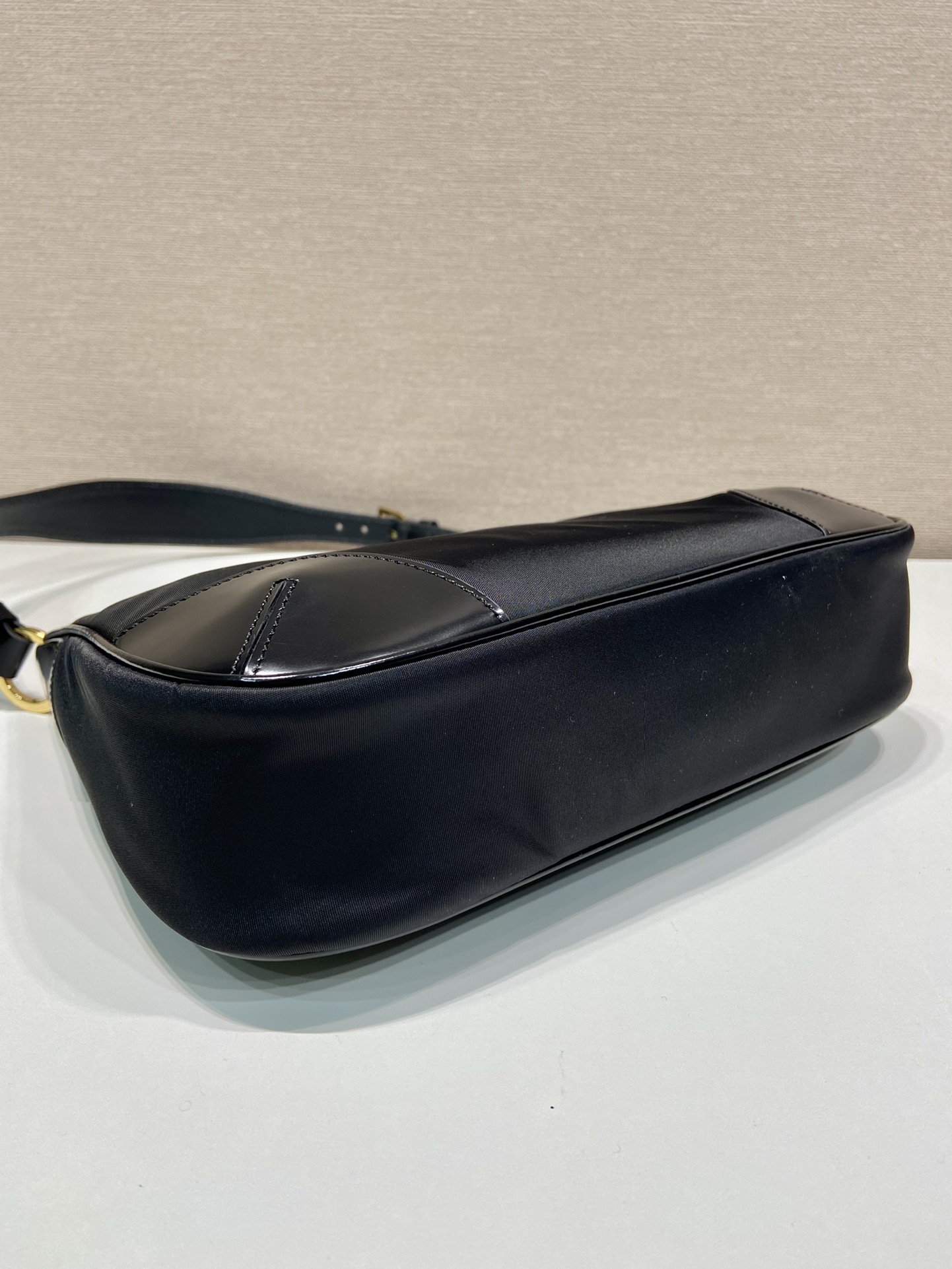 Pra*a nylon&patent 1bh206 bag-27*20*6.5cm