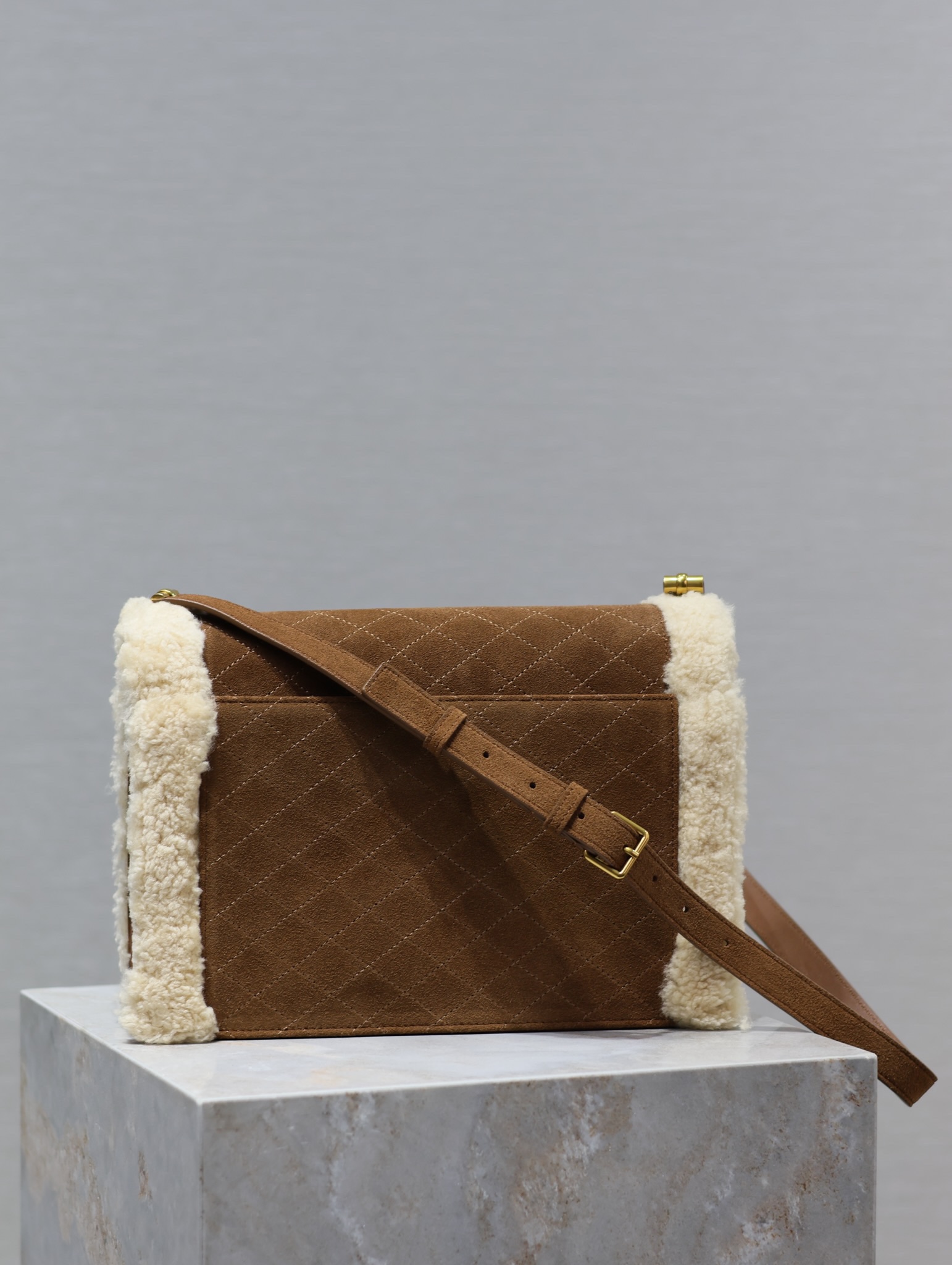 Y*L quilted grain envelope bag-26×18×5cm