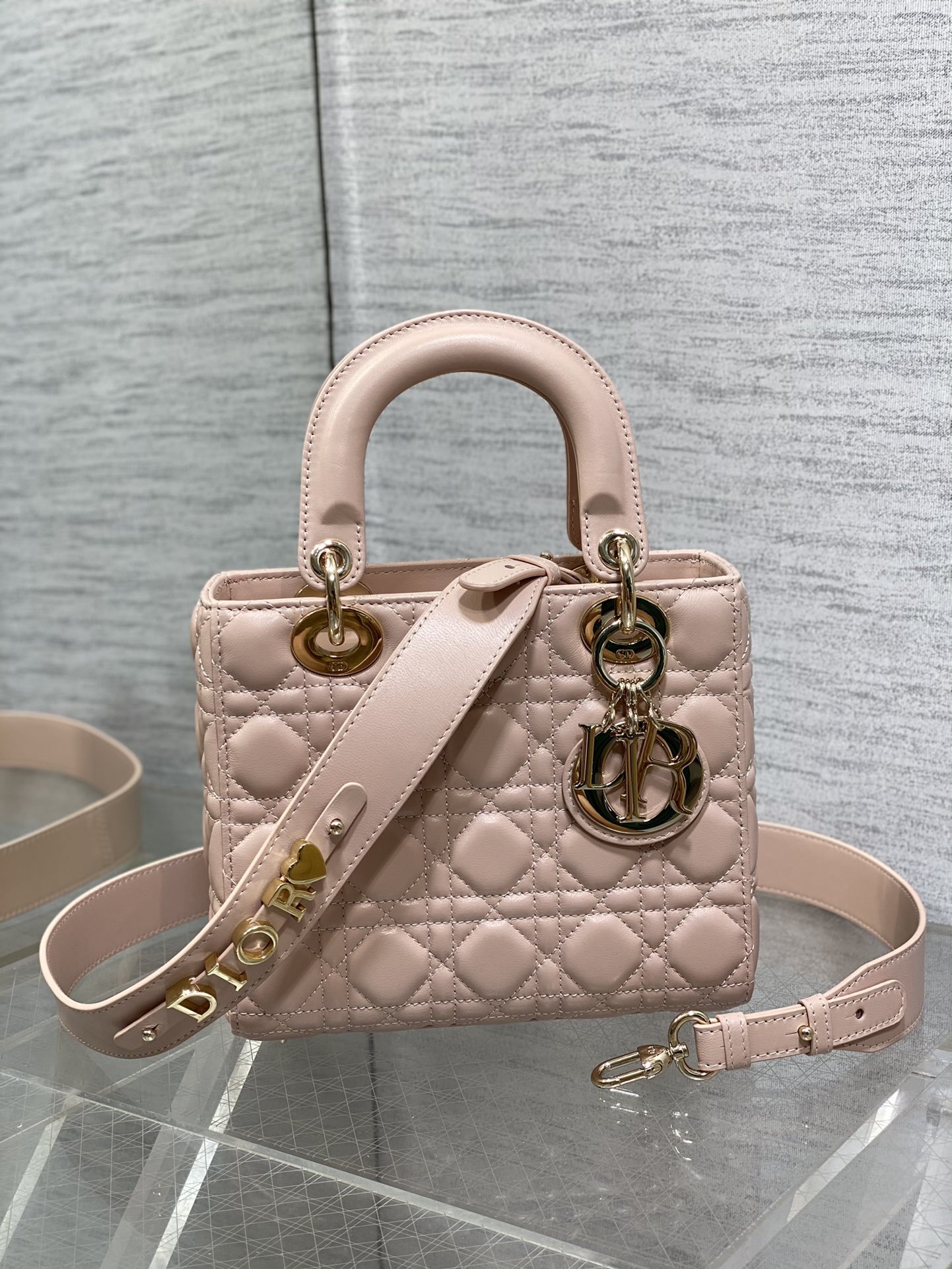 lady D*or bag-gold hardware-20*16.5*8cm