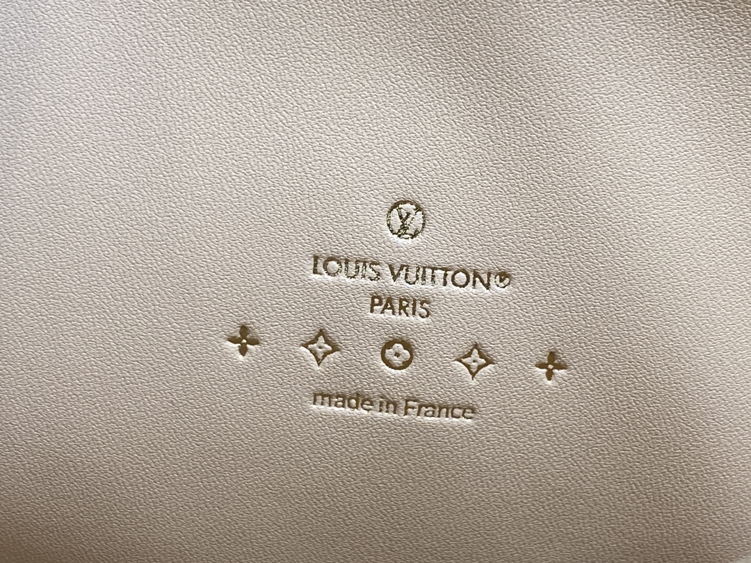 l0*is V*t0n coussin handbags-m2295-26*20*12cm