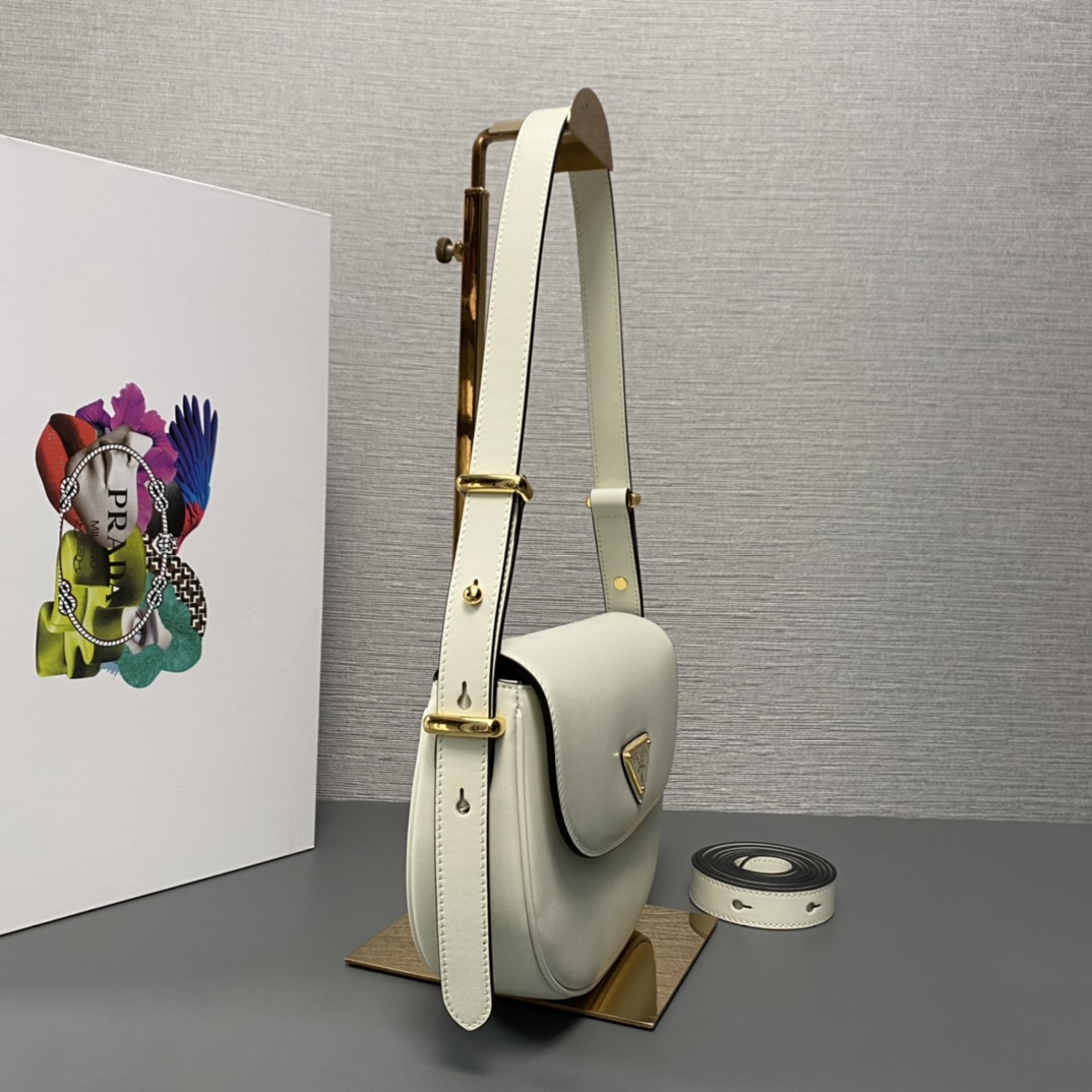 Pra*a moon handbags 1bd365-22*17*5.5cm