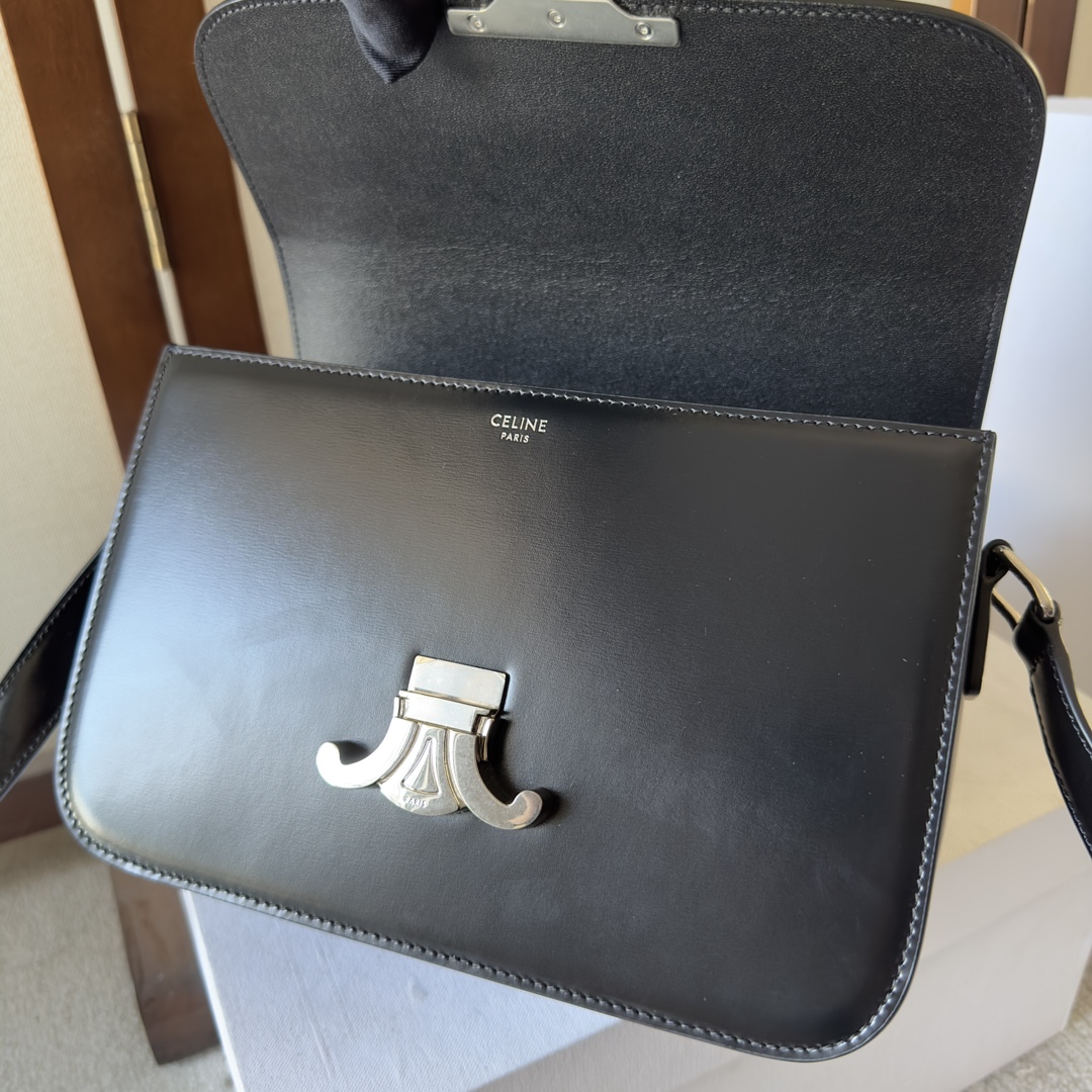 Celin Triomphe Shoulder Bag-22.5x16.5x7.5CM