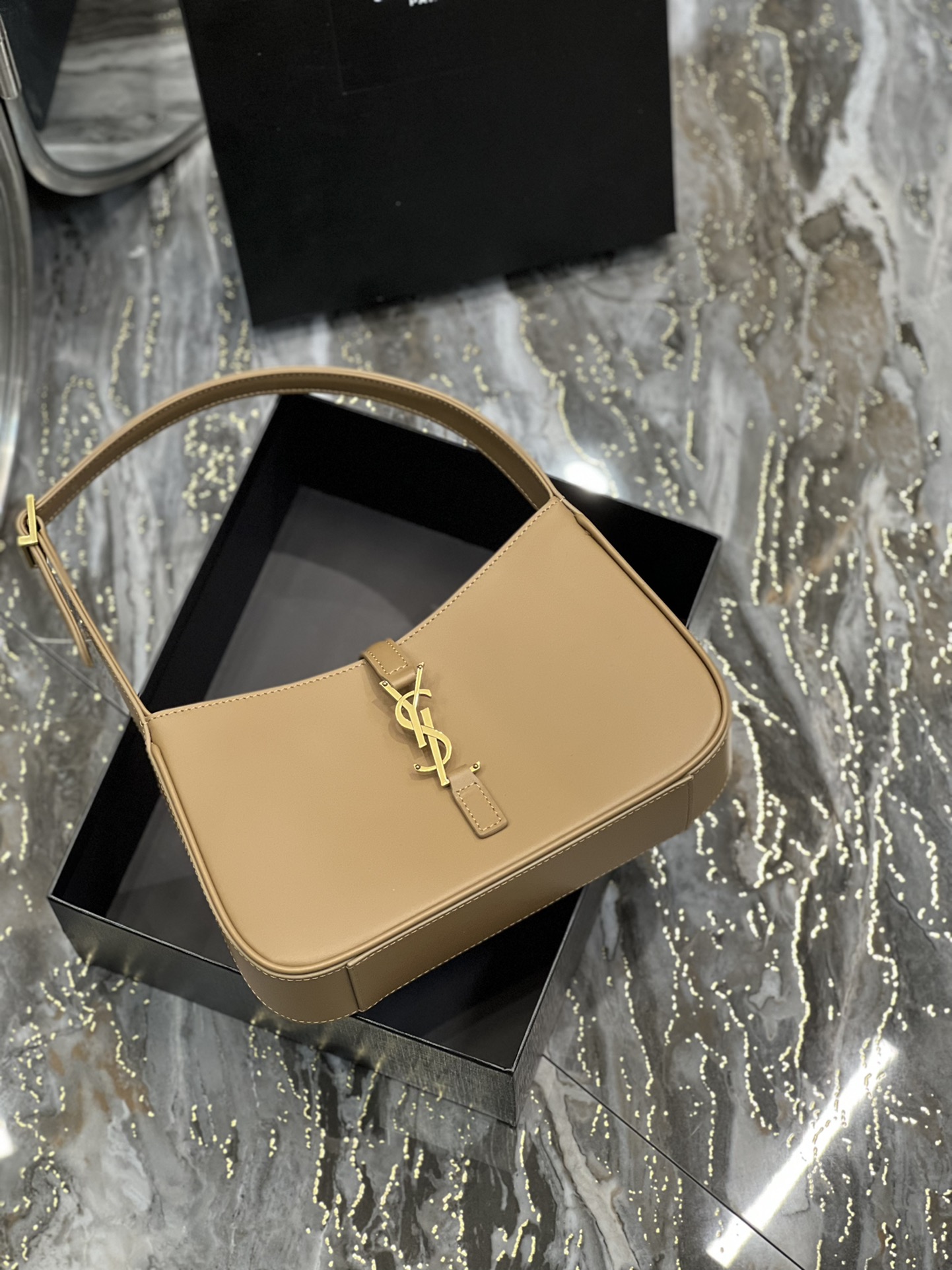 Y*L le5a7 vintage bag-25x14x6cm