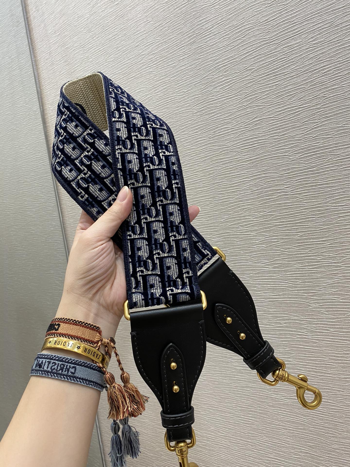D*or straps