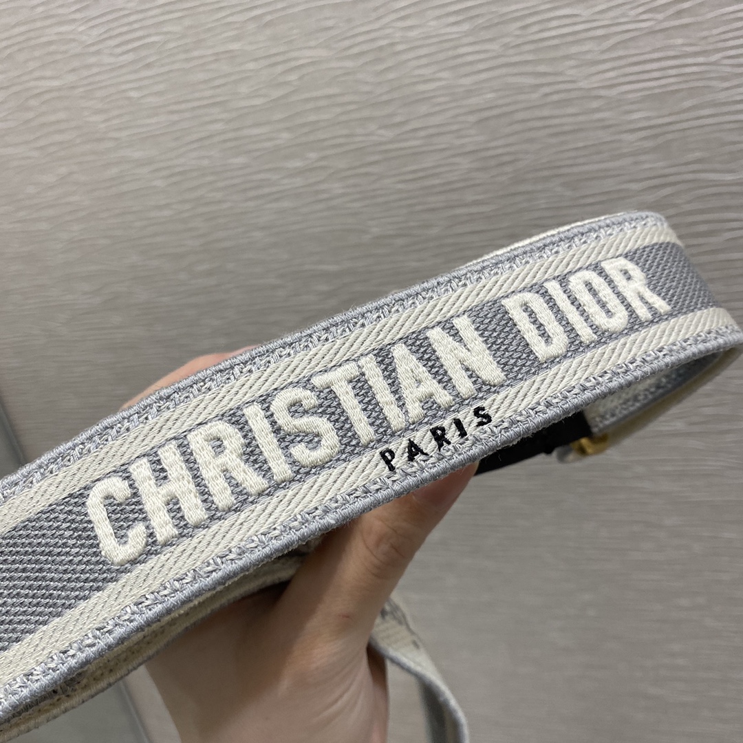 D*or straps