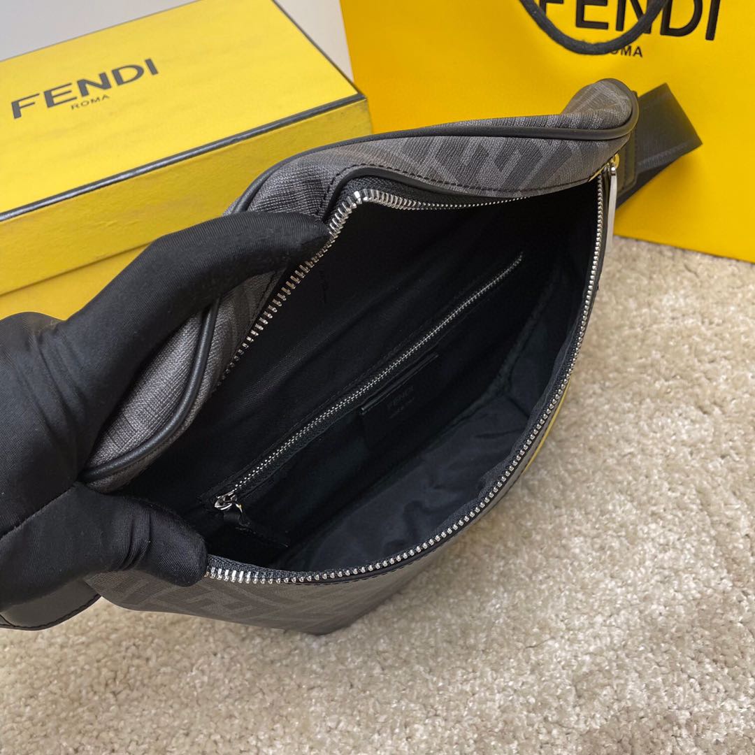 F**di waist bag-18x17.5cm