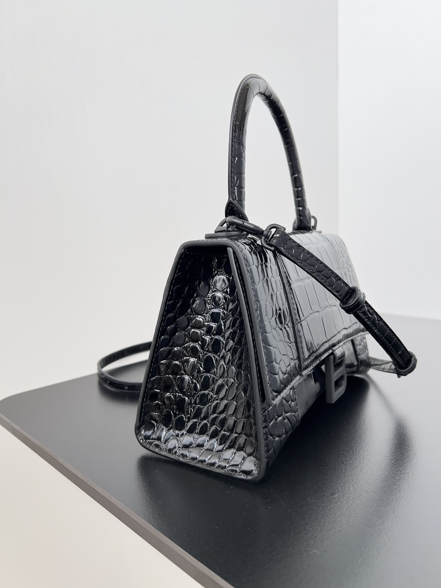 Ba*len*cia*ga hourglass bag-23x10x24cm