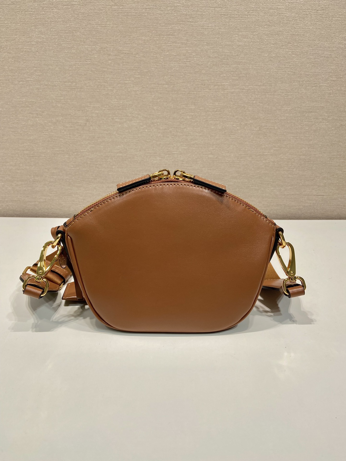 Pra*a 1bh212 crossbody bag-18*15*8cm