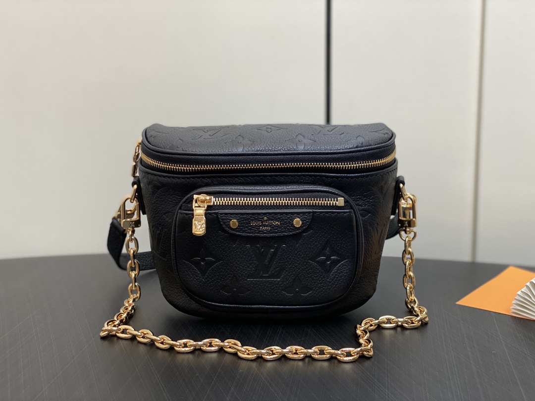 l0*is V*t0n mini bumbag-17 x 12 x 9.5cm