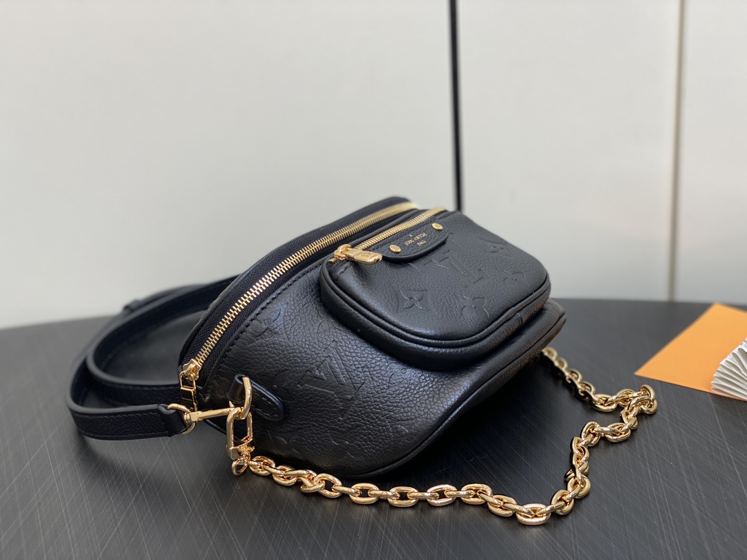 l0*is V*t0n mini bumbag-17 x 12 x 9.5cm