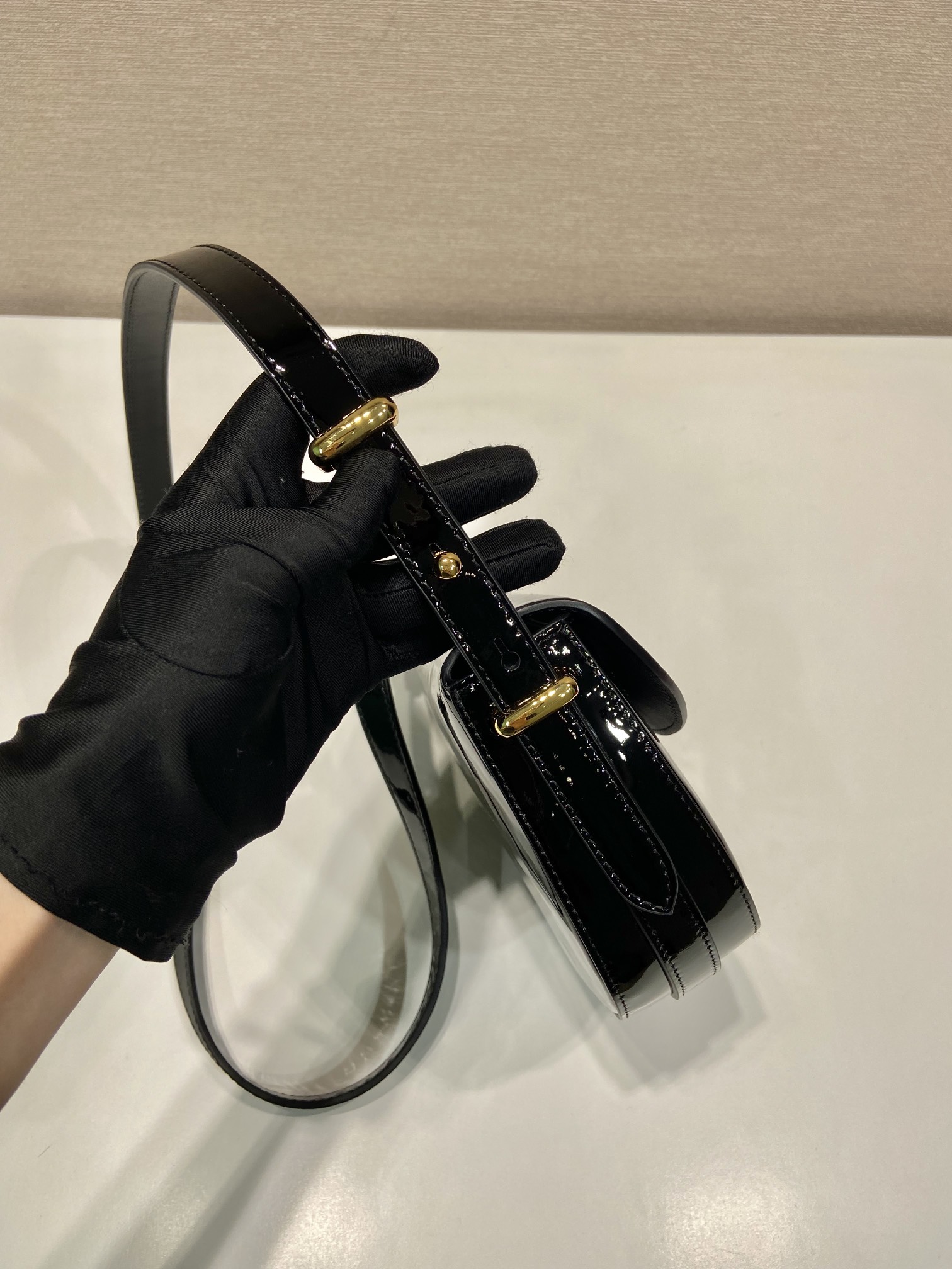 Pra*a 1ba349 saddle bag-21*17*6cm