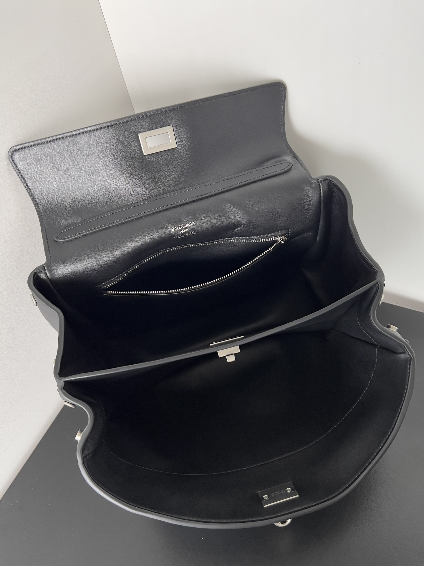 Balenciag Rodeo Handbags-28.9x20x9.9CM