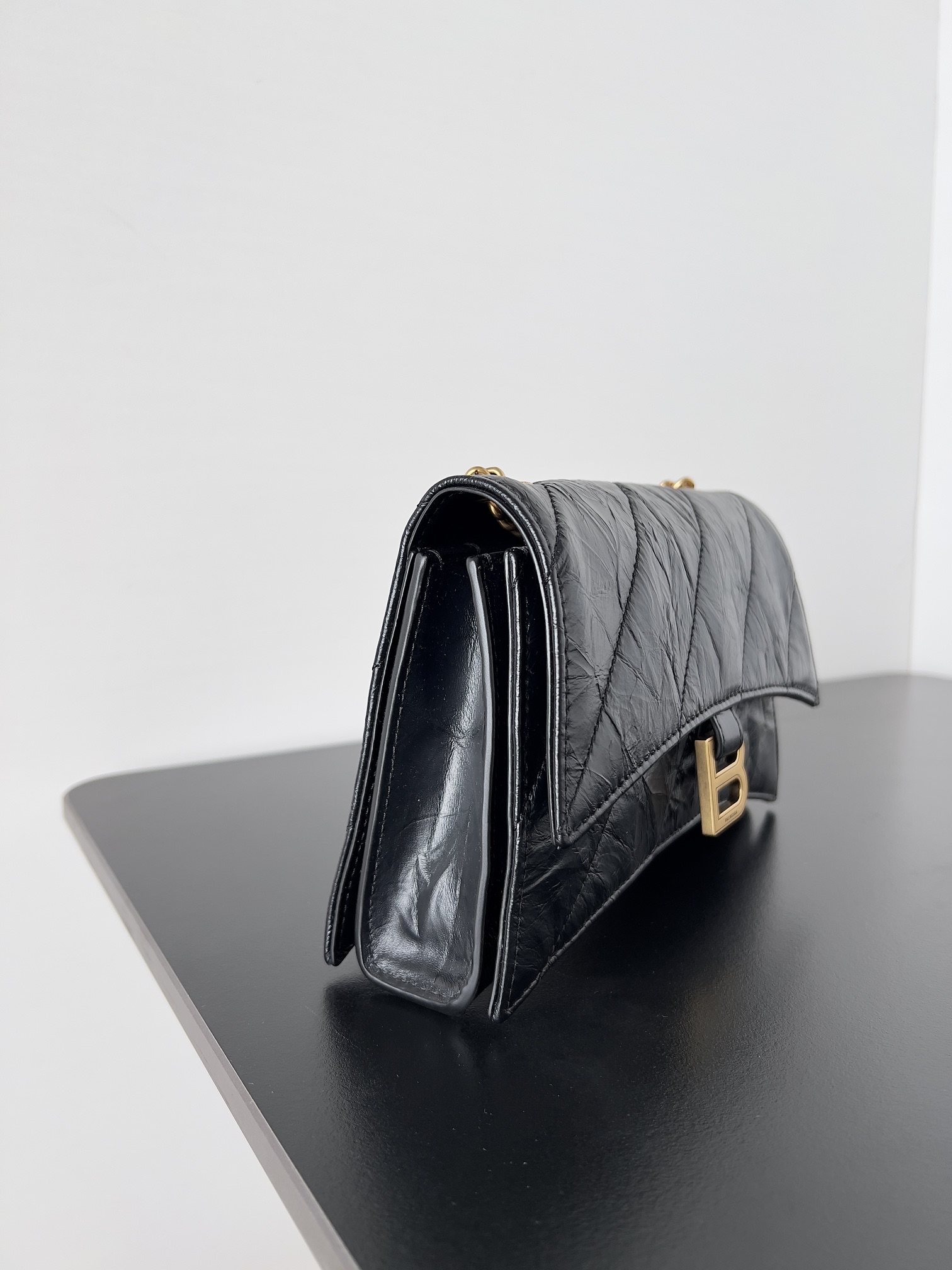 Ba*len*cia*ga crush chain bag-21.8*9.9*4.8cm